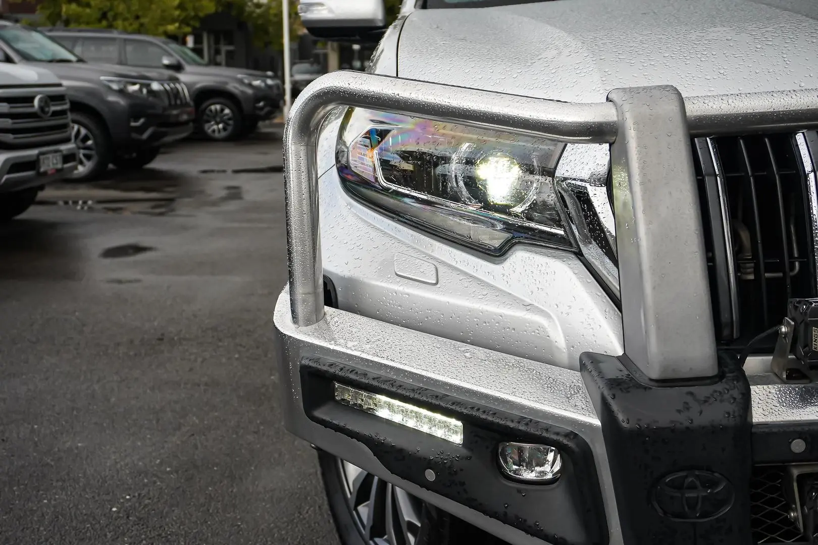 2022 Toyota Landcruiser Prado Gallery Image 11
