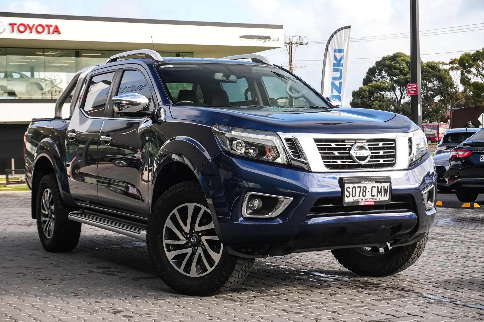 2019 Nissan Navara Gallery Image 2