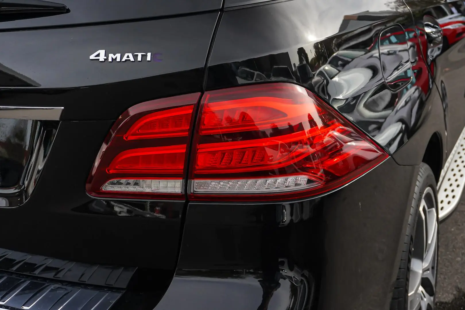 2017 Mercedes-Benz GLE-Class Gallery Image 13
