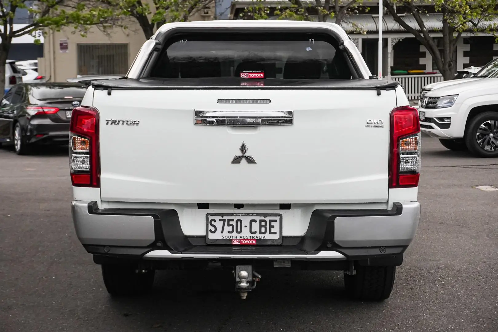 2018 Mitsubishi Triton Gallery Image 6