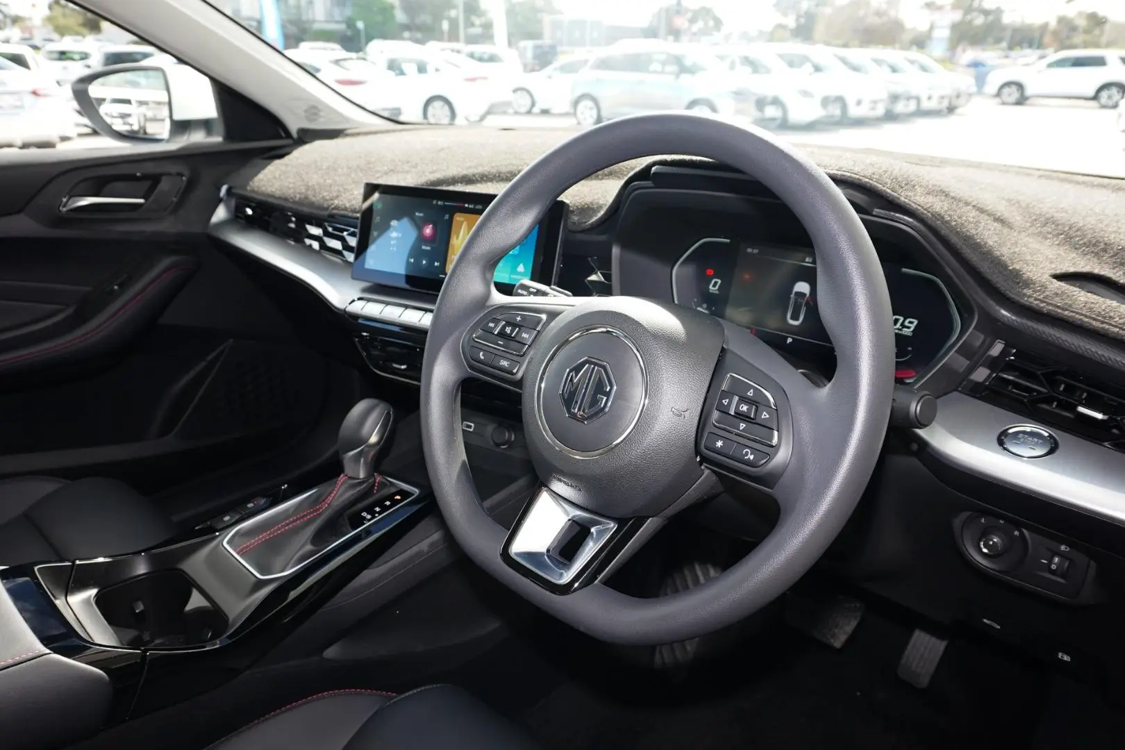 2024 MG MG5 Gallery Image 7