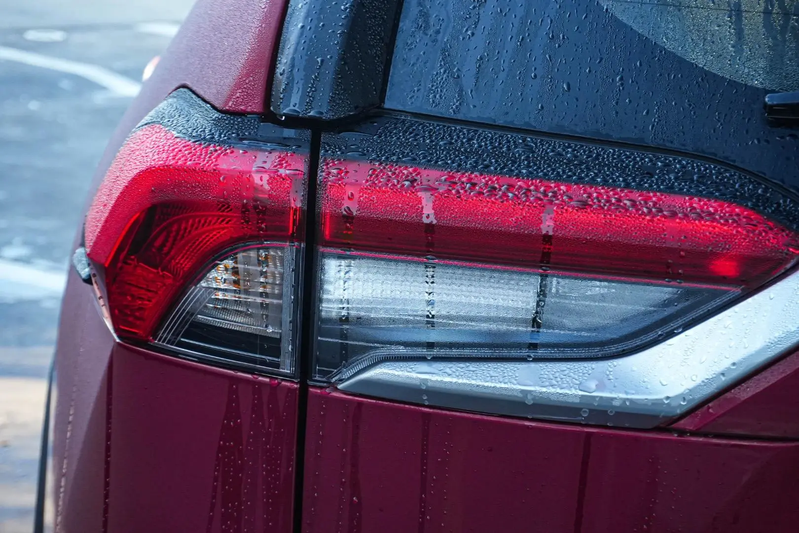 2025 Toyota RAV4 Gallery Image 14