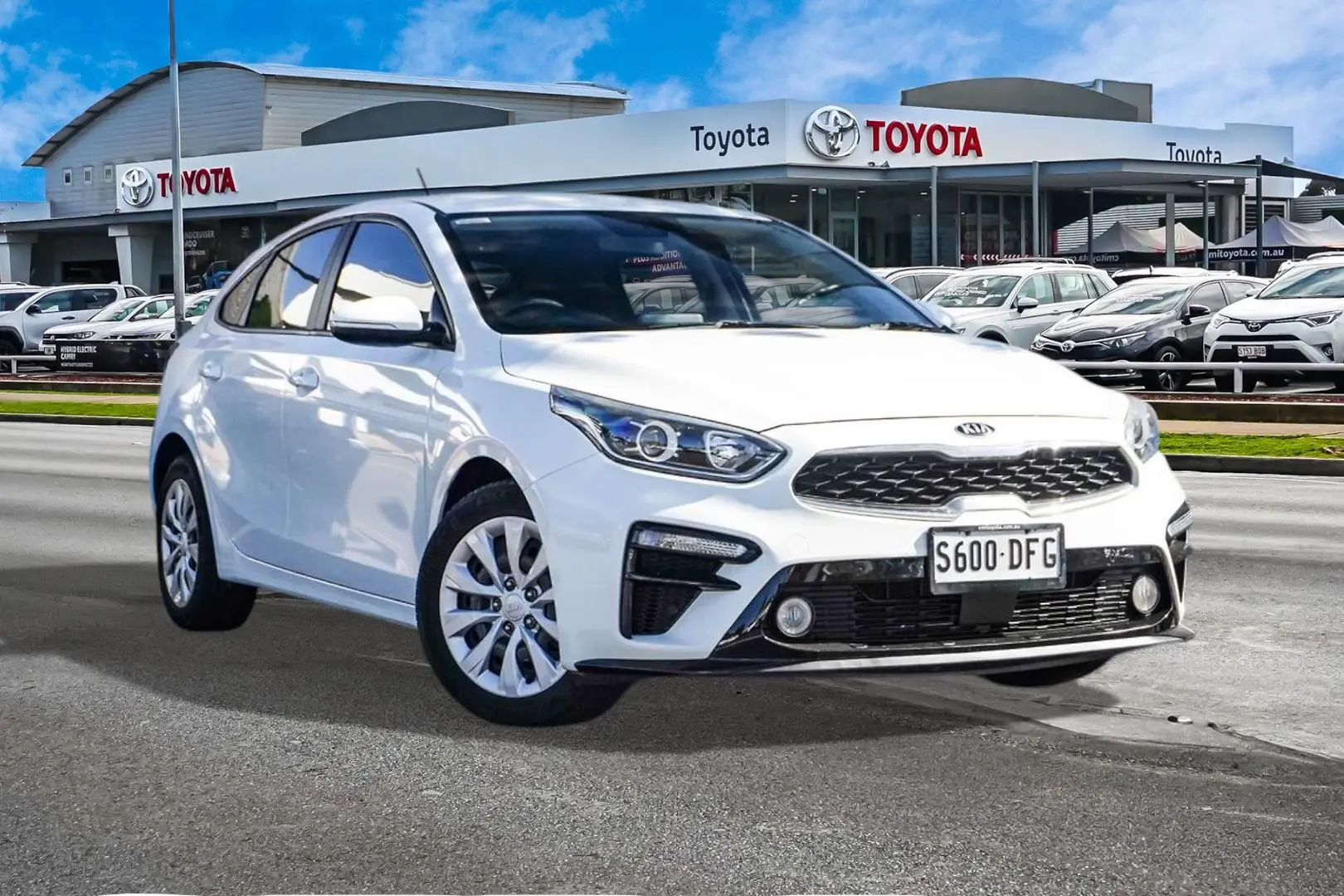 2020 Kia Cerato Gallery Image 1