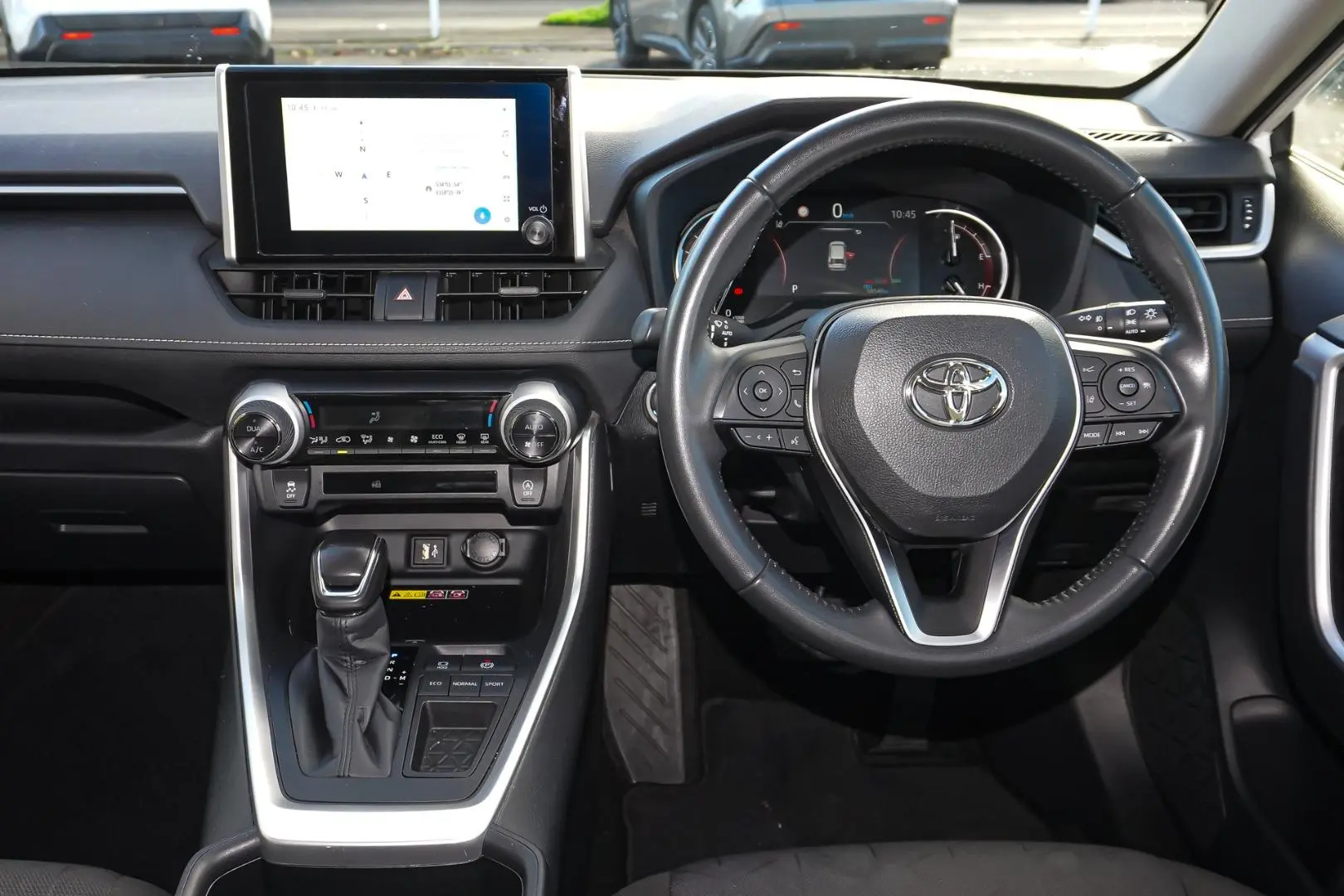 2024 Toyota RAV4 Gallery Image 8
