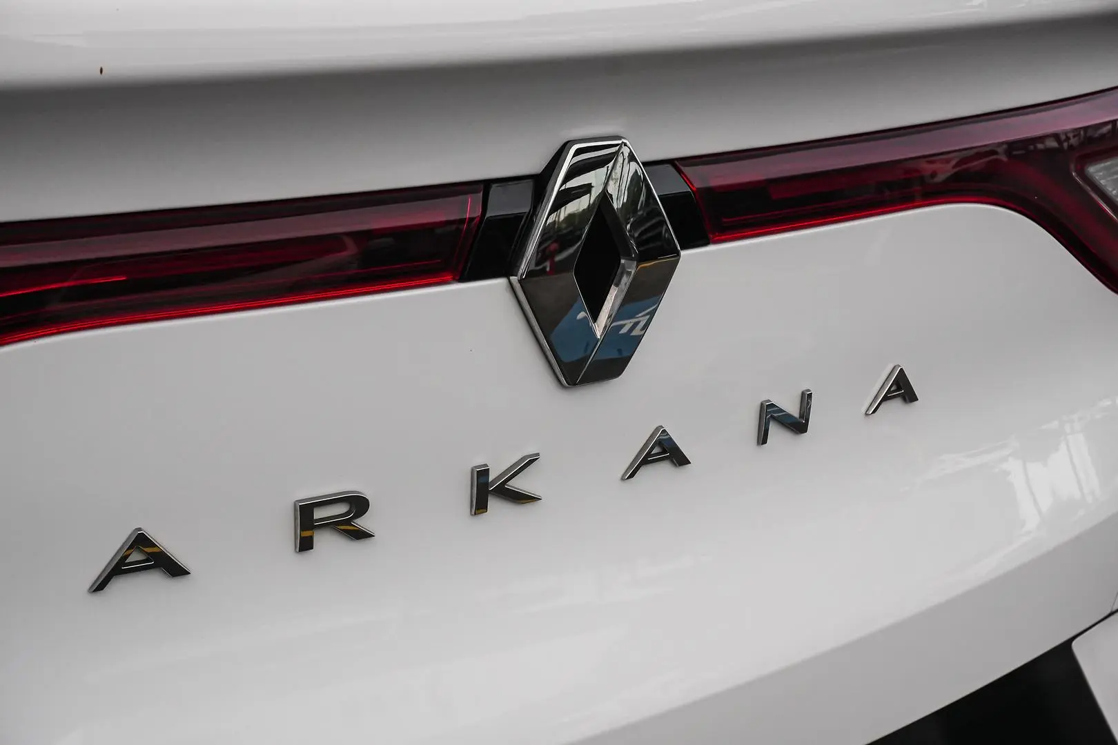 2023 Renault Arkana Gallery Image 9