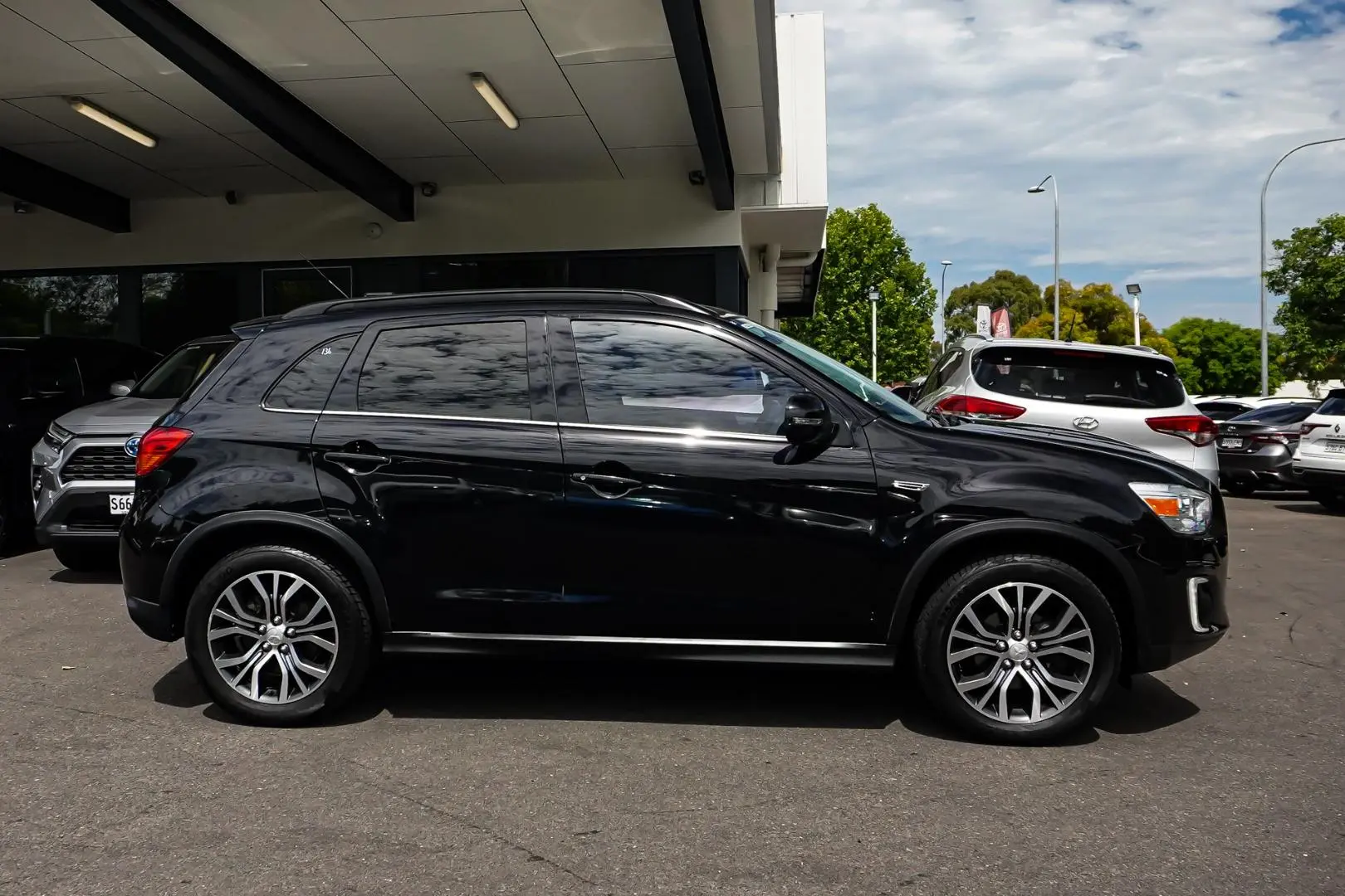 2016 Mitsubishi ASX Gallery Image 4