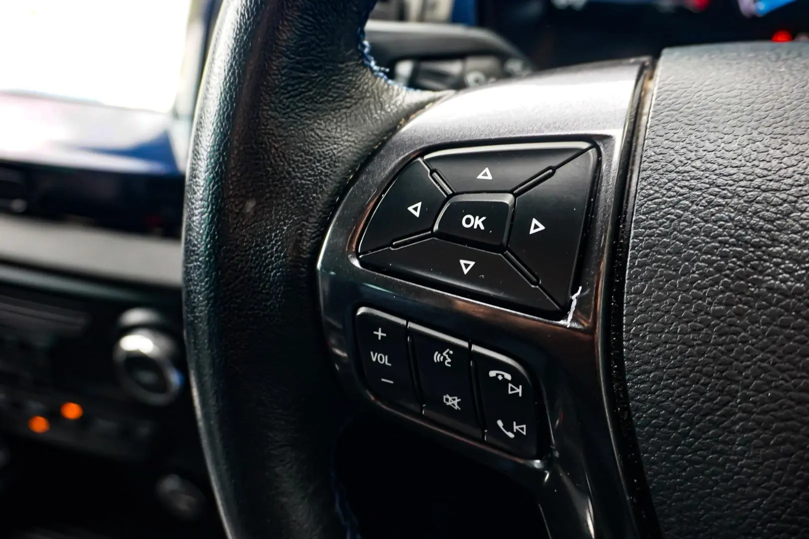 2021 Ford Everest Gallery Image 23