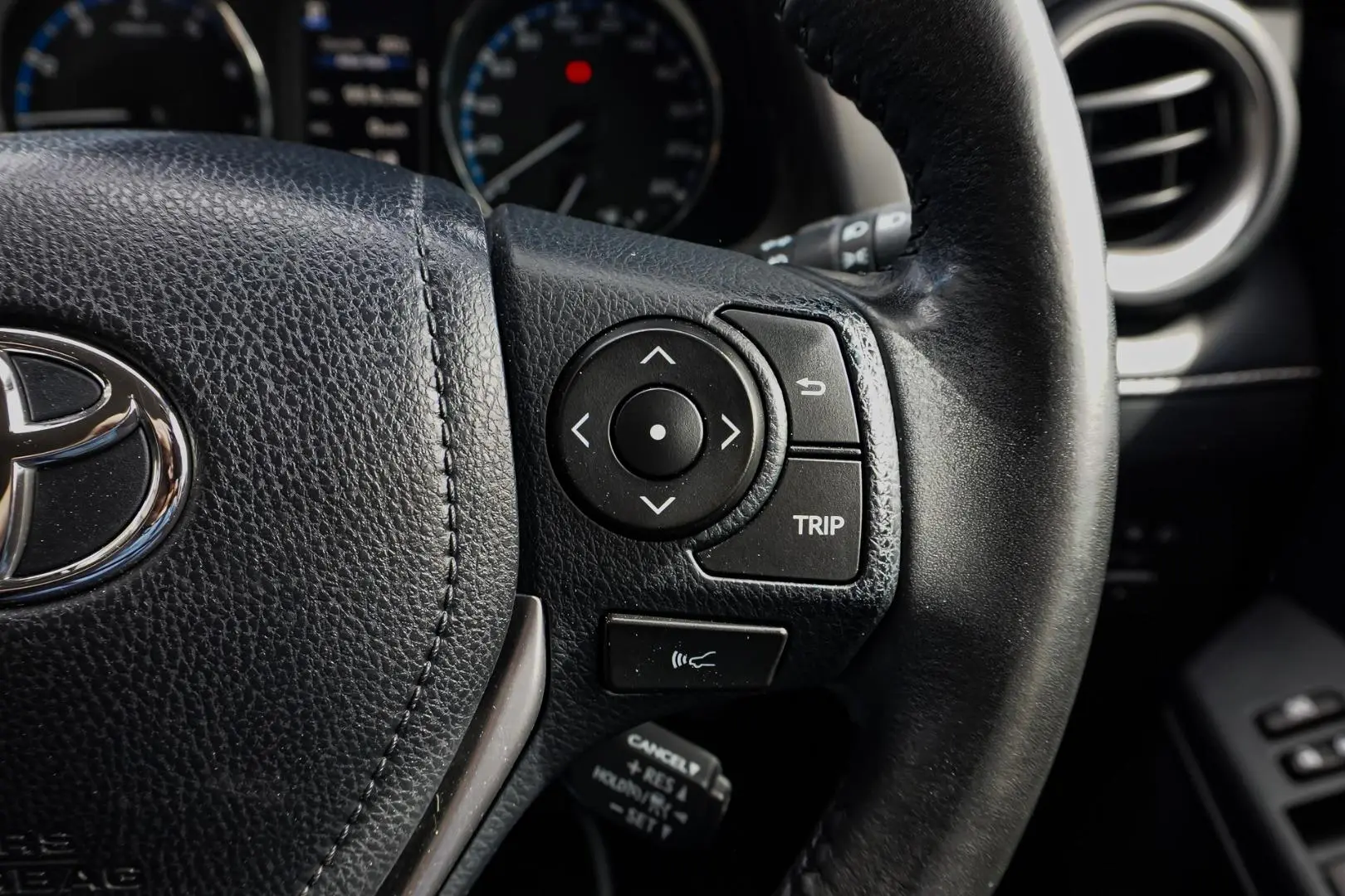 2018 Toyota RAV4 Gallery Image 20