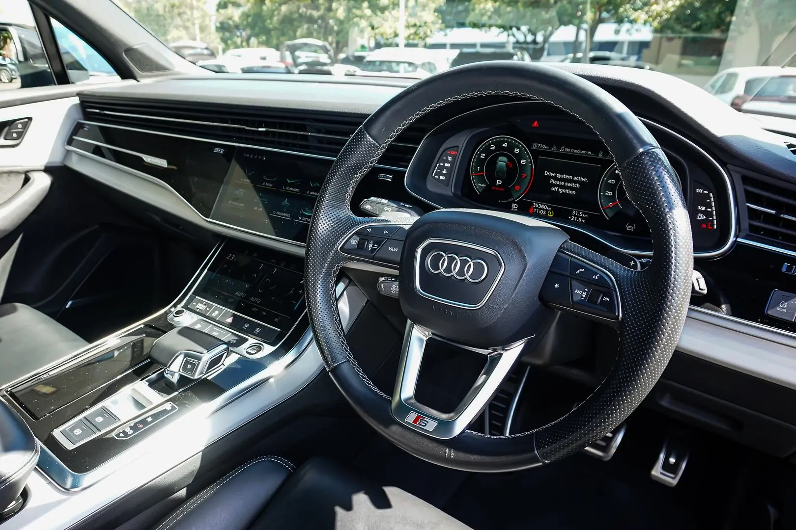 2022 Audi Q7 Gallery Image 6