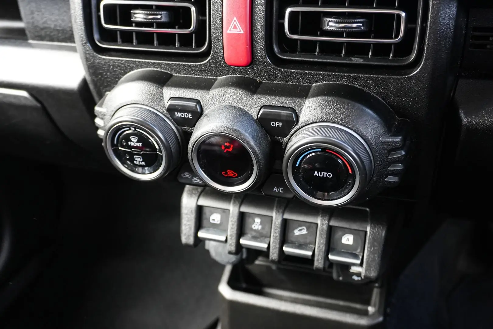 2022 Suzuki Jimny Gallery Image 20