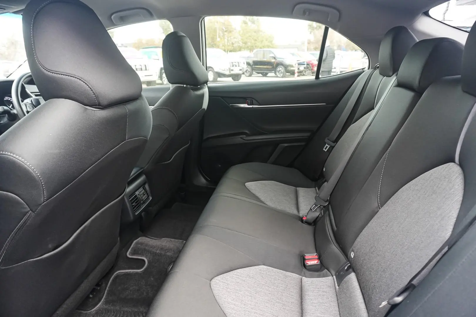 2021 Toyota Camry Gallery Image 7