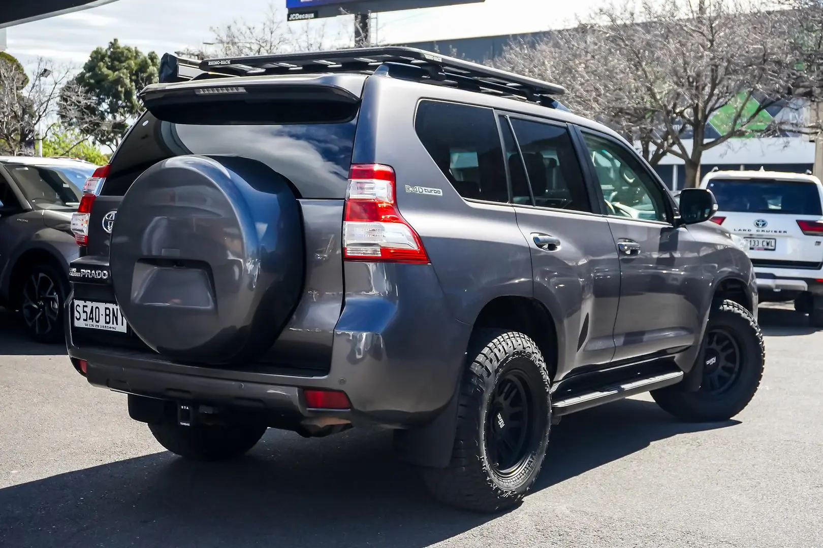 2017 Toyota Landcruiser Prado Gallery Image 3