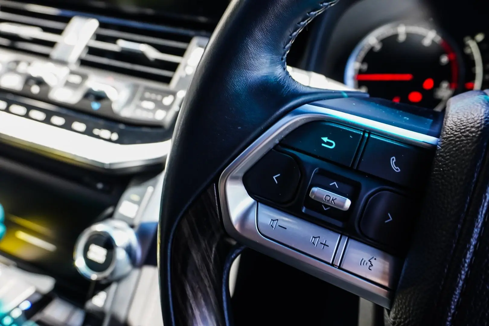 2022 Toyota Landcruiser Gallery Image 18