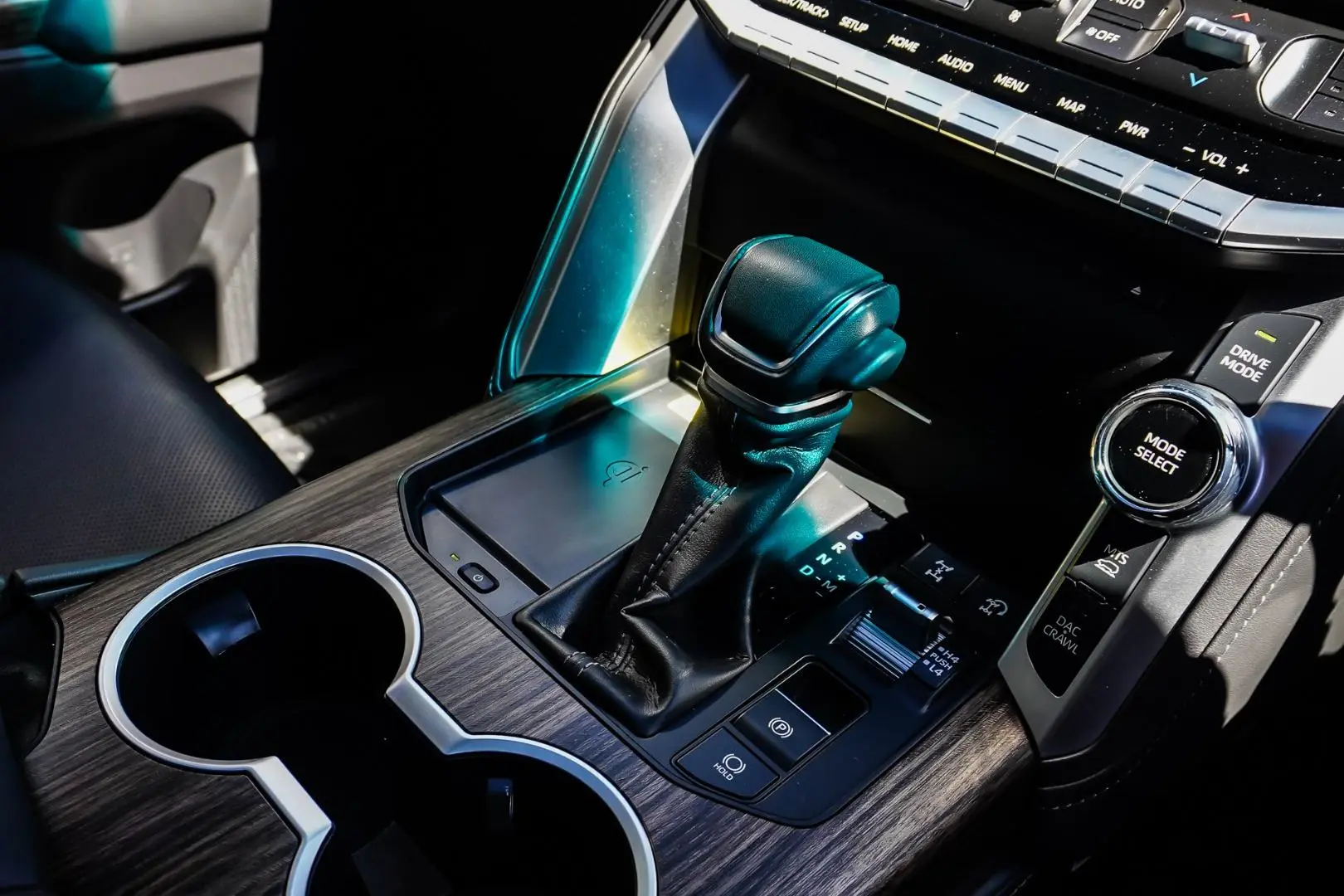 2022 Toyota Landcruiser Gallery Image 17