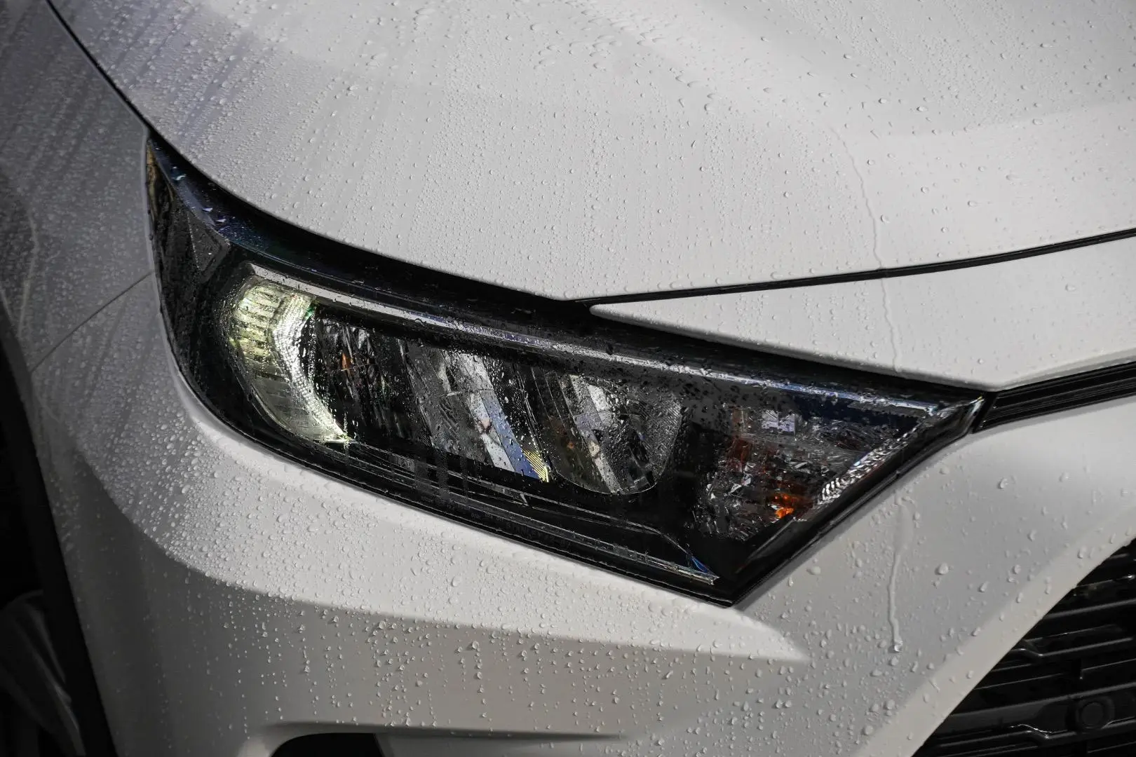2024 Toyota RAV4 Gallery Image 12