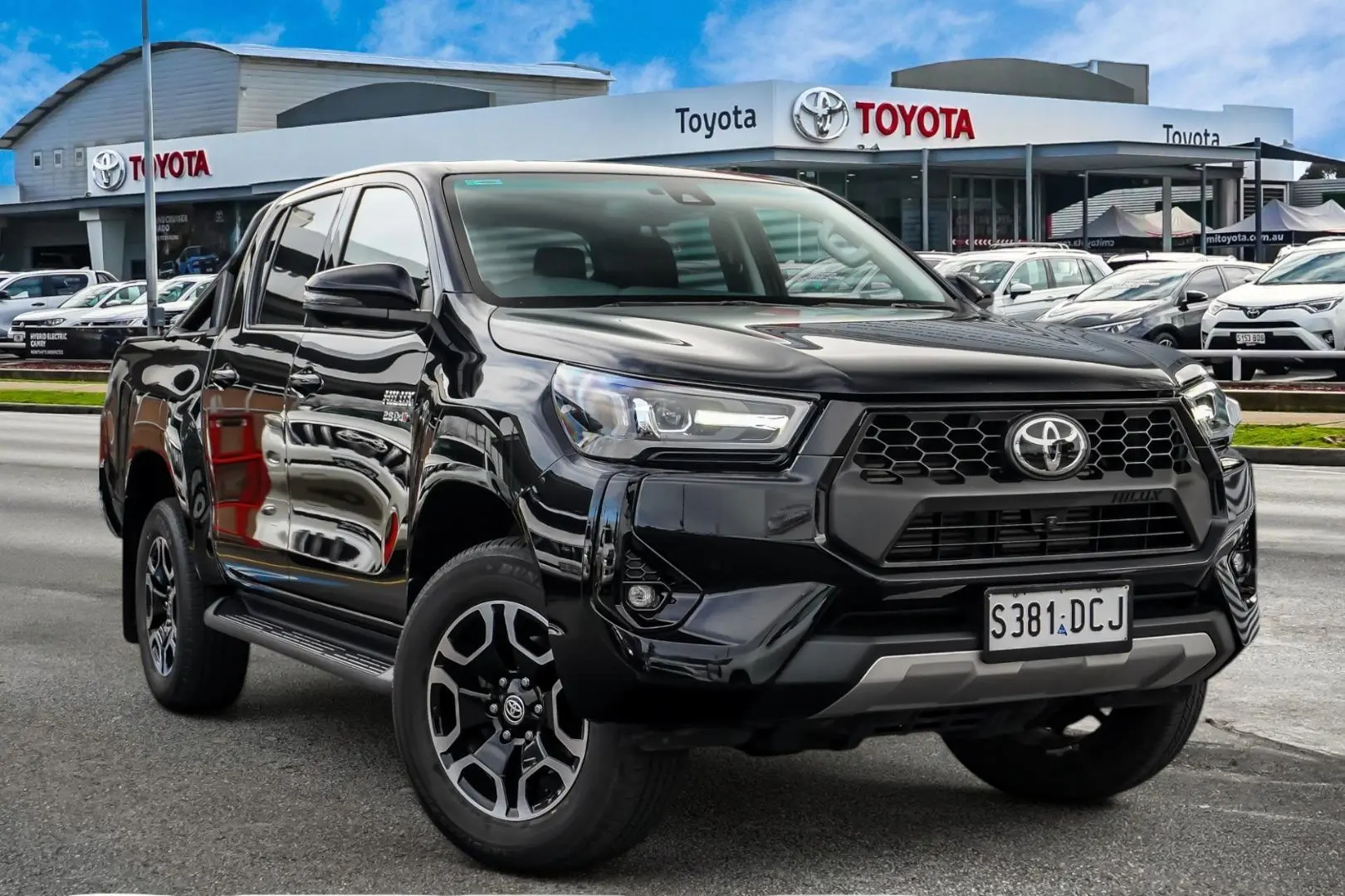 2024 Toyota Hilux Image