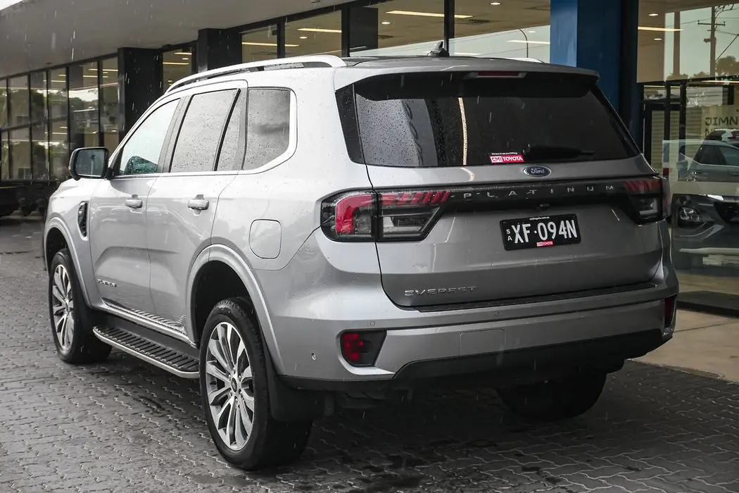 2024 Ford Everest Gallery Image 3