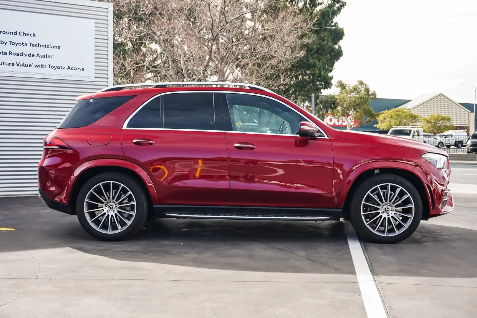 2019 Mercedes-Benz GLE-Class Gallery Image 4