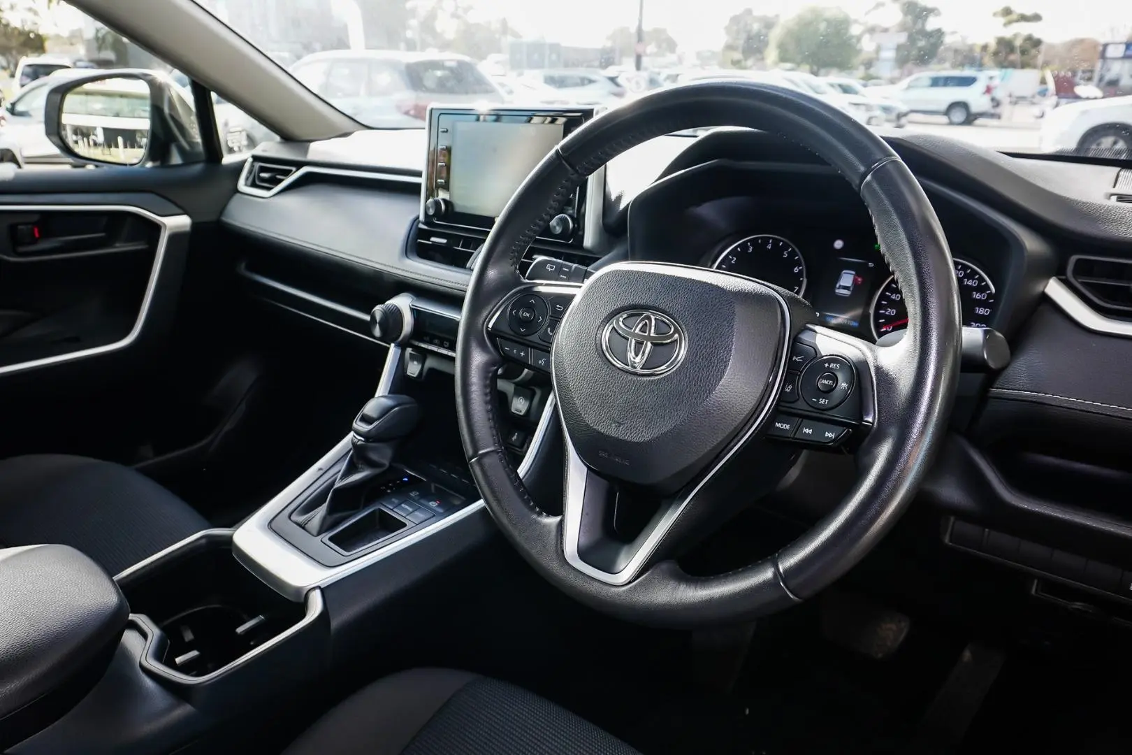 2022 Toyota RAV4 Gallery Image 6