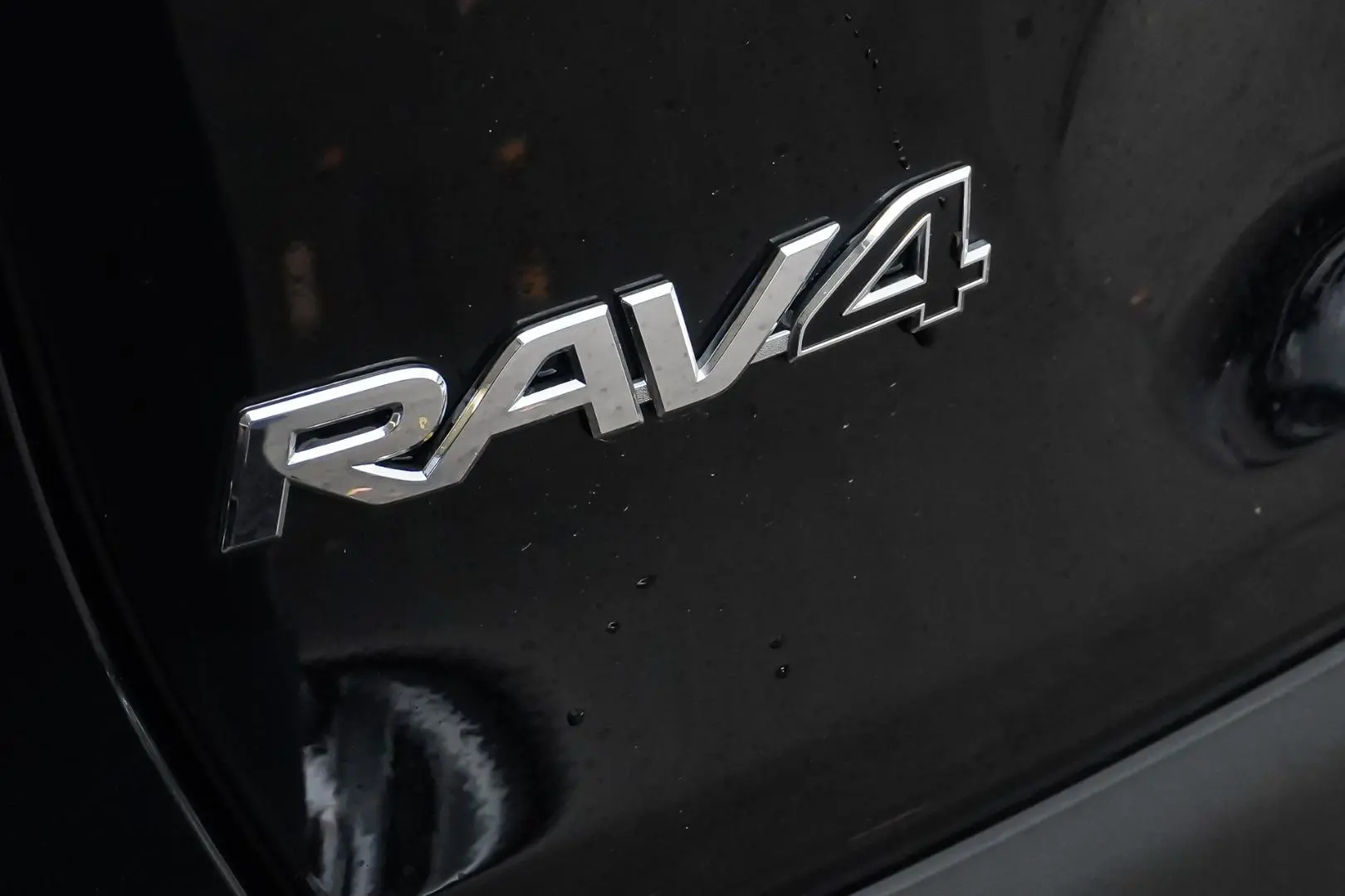 2024 Toyota RAV4 Gallery Image 16
