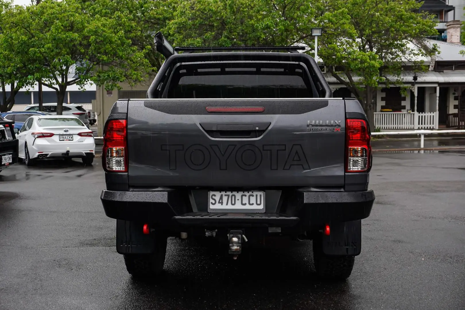 2019 Toyota Hilux Gallery Image 5