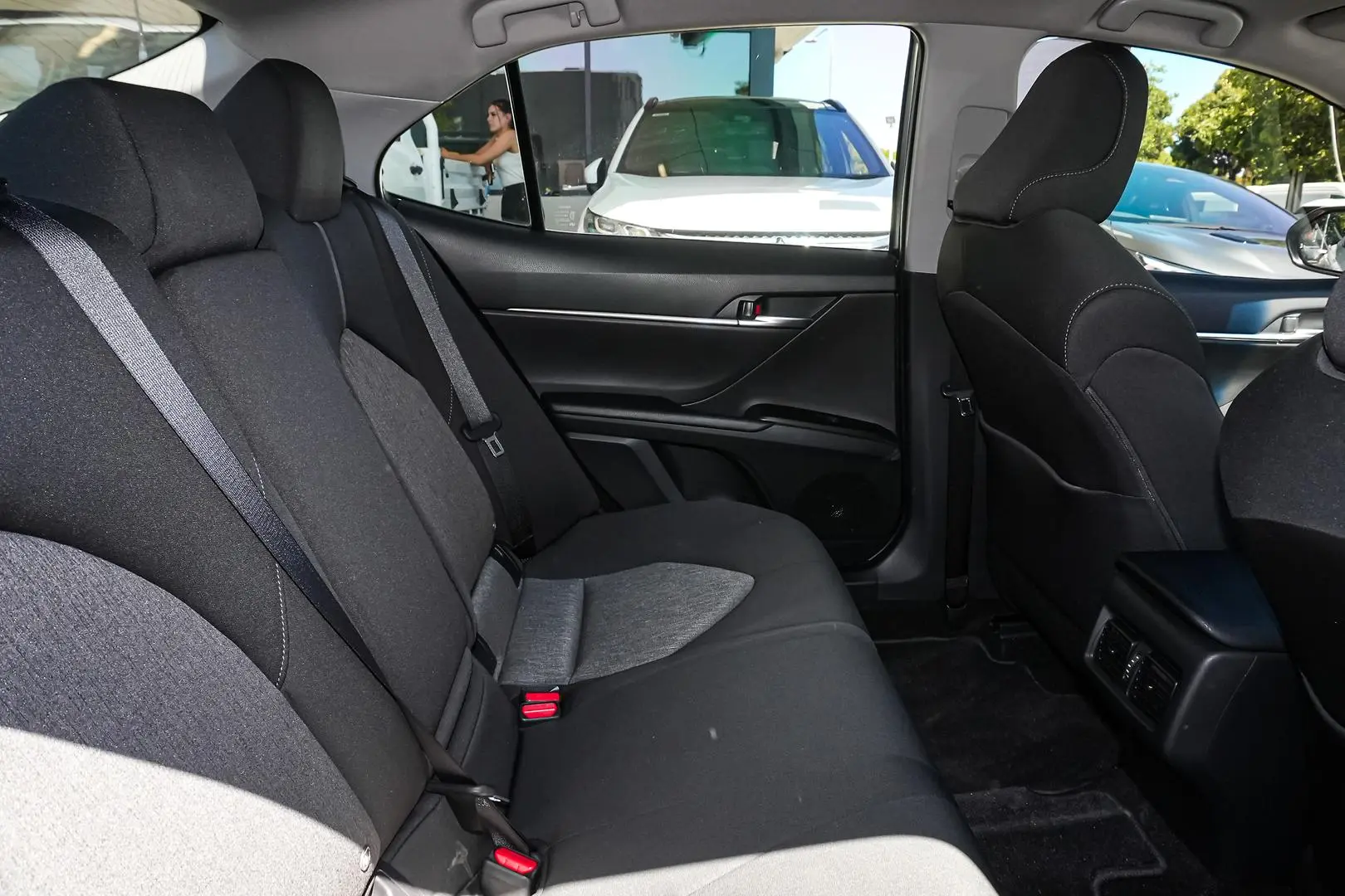 2021 Toyota Camry Gallery Image 14