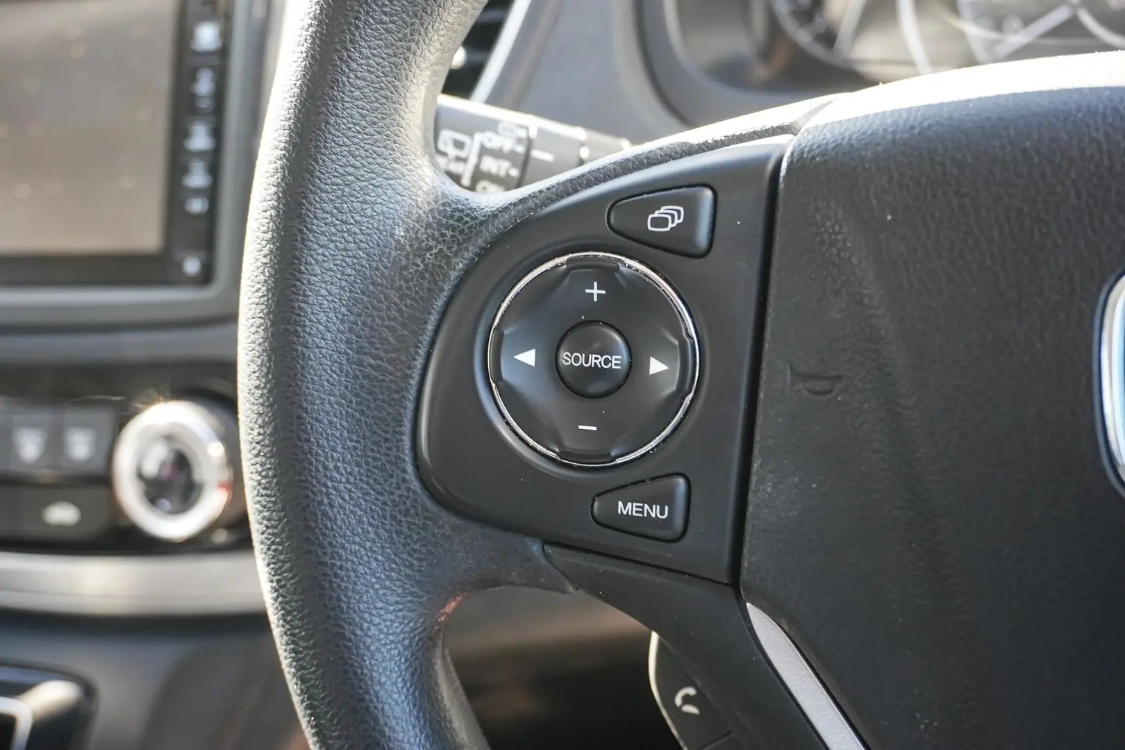 2016 Honda CR-V Gallery Image 18