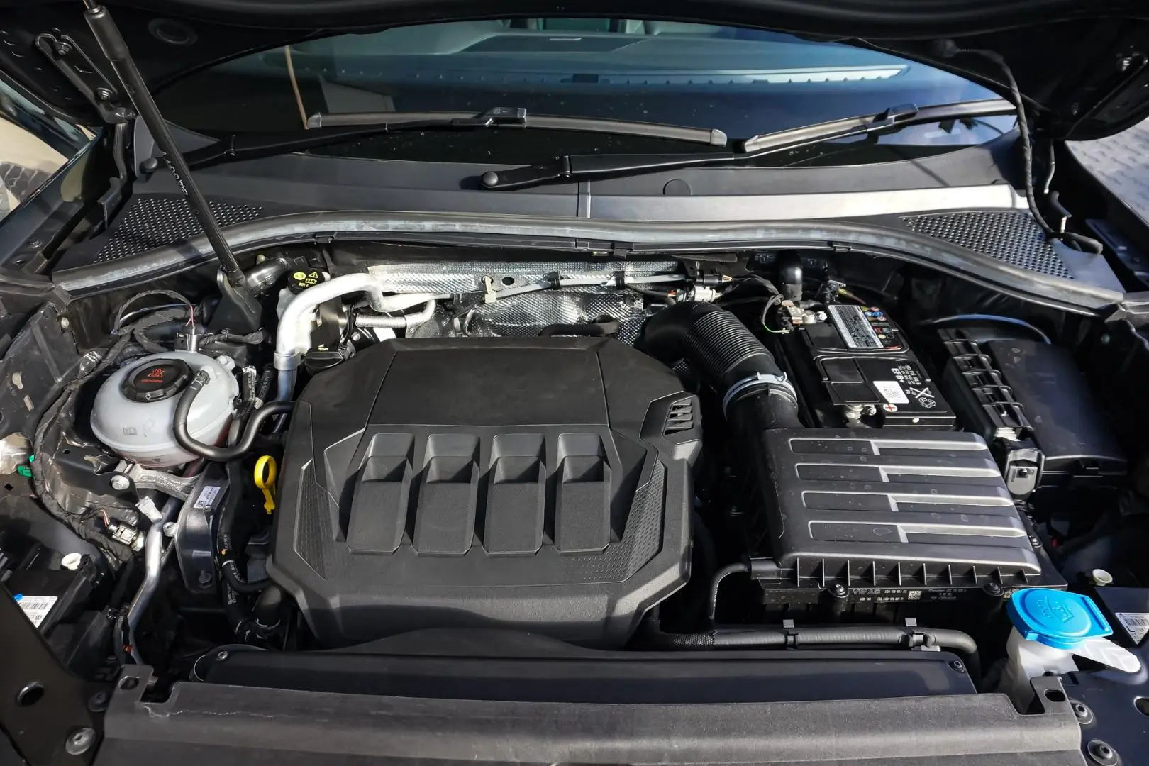 2022 Volkswagen Tiguan Gallery Image 26