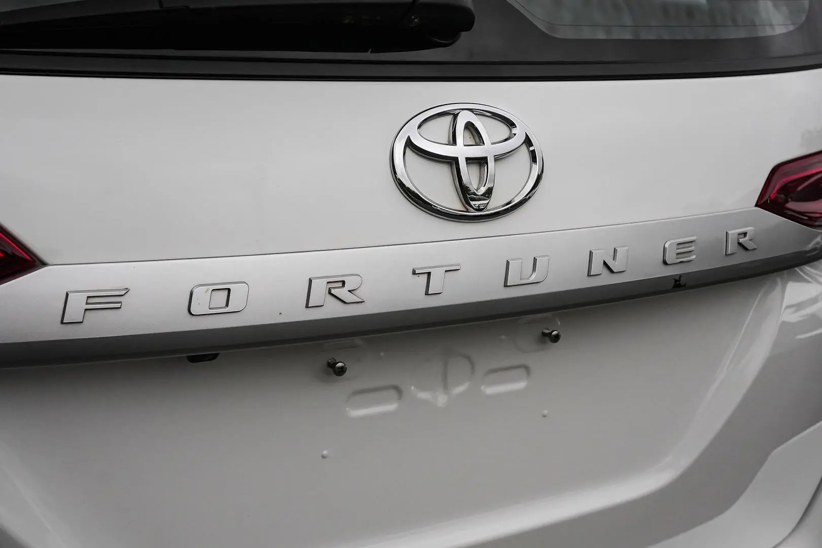 2022 Toyota Fortuner Gallery Image 9