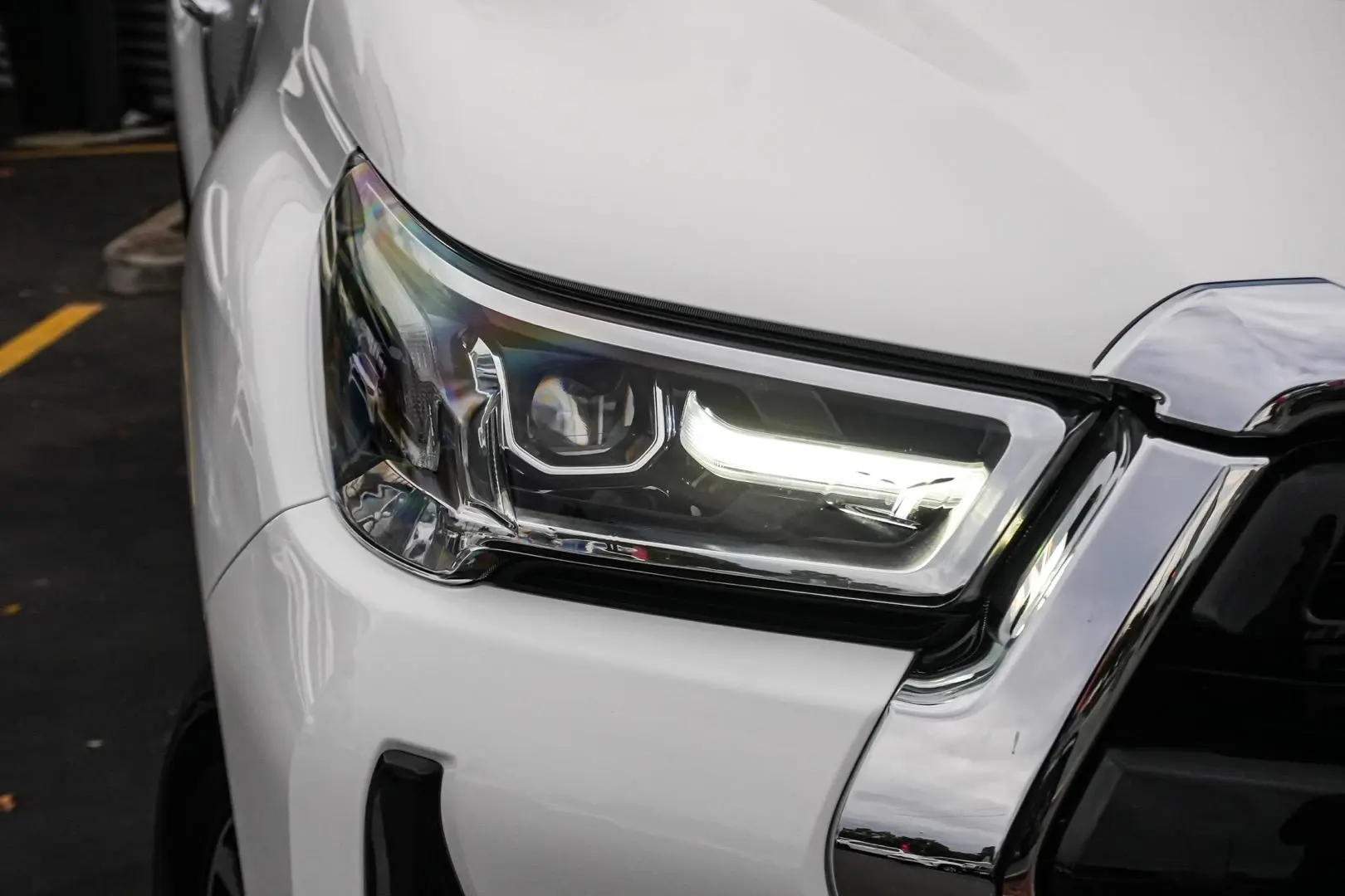 2020 Toyota Hilux Gallery Image 12