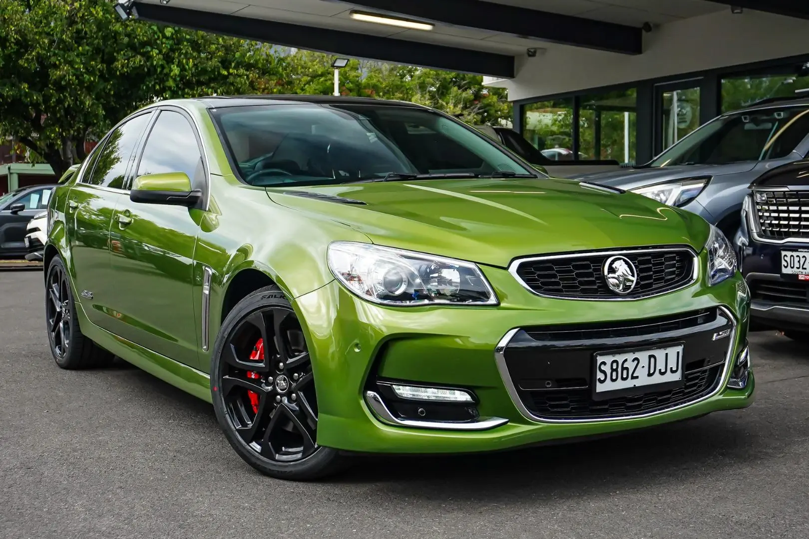 2016 Holden Commodore Gallery Image 2