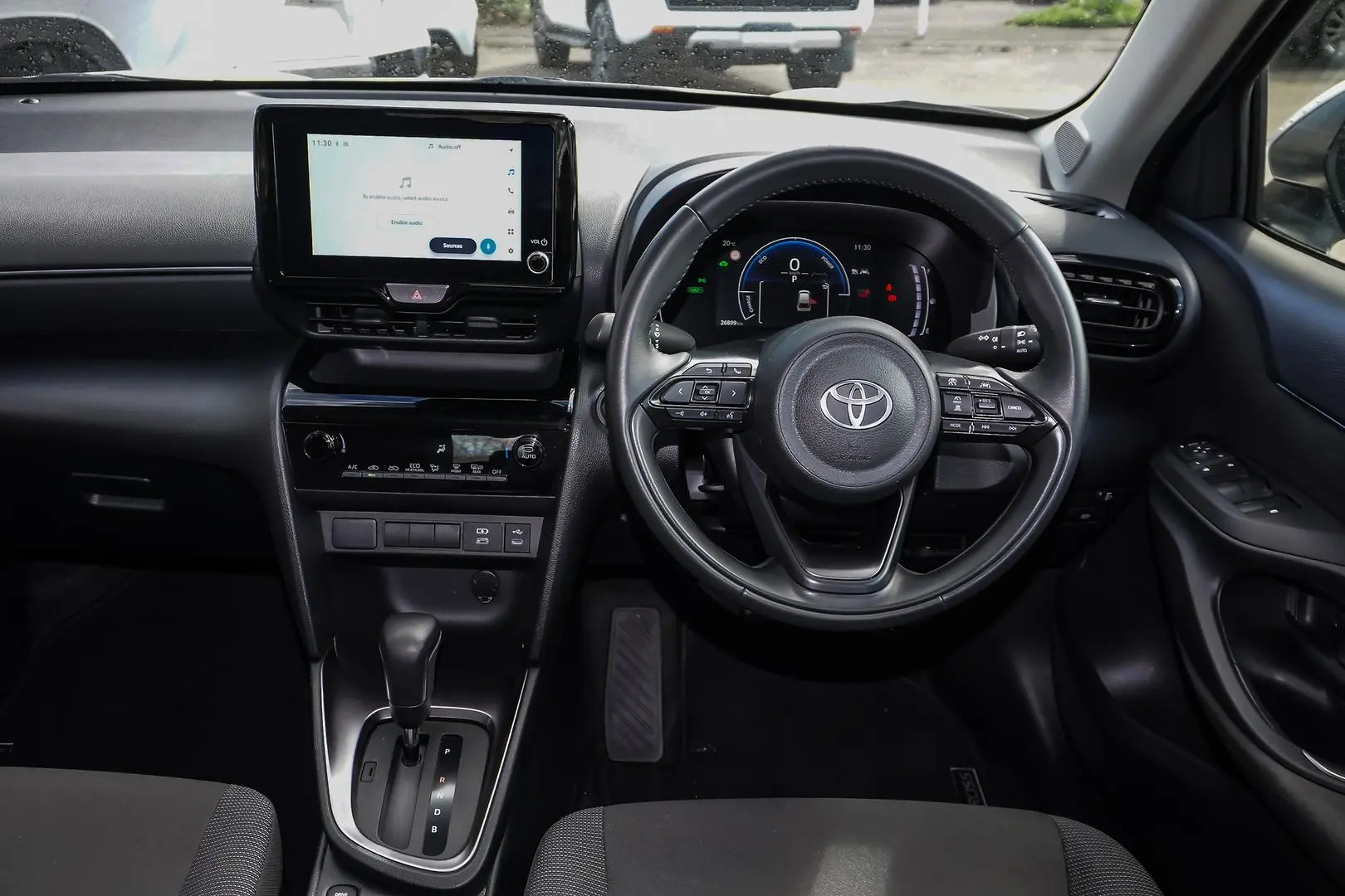 2025 Toyota Yaris Cross Gallery Image 8