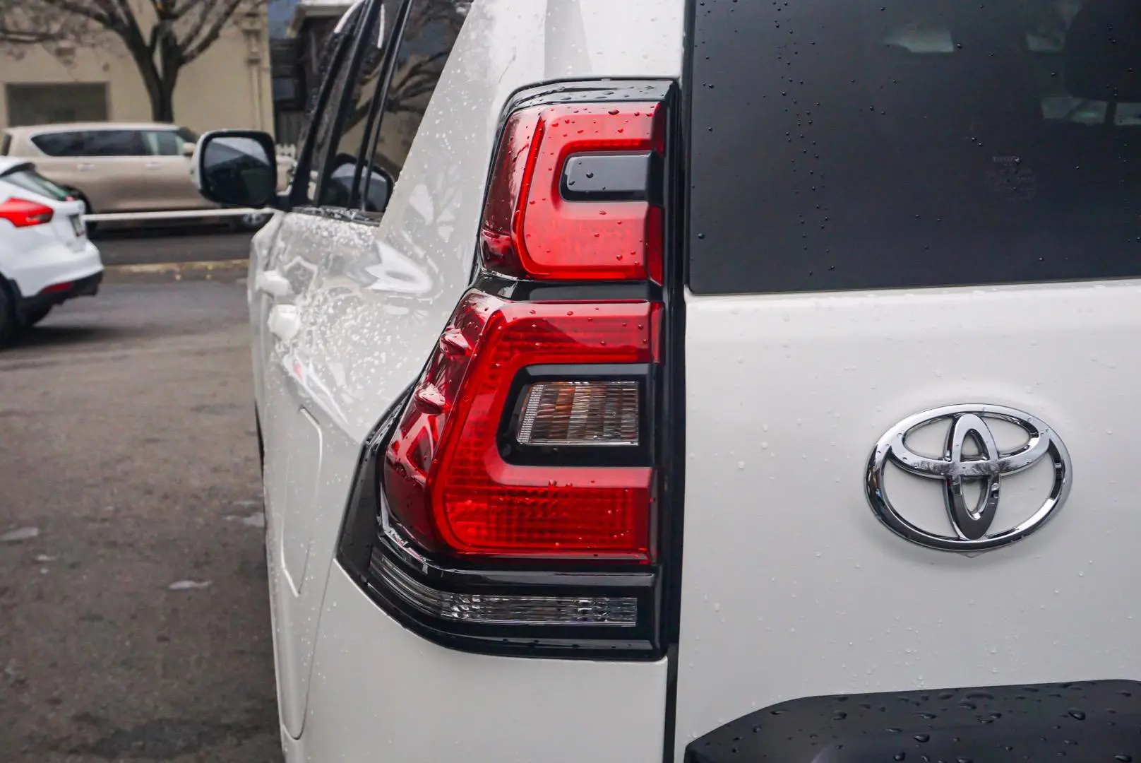 2021 Toyota Landcruiser Prado Gallery Image 13