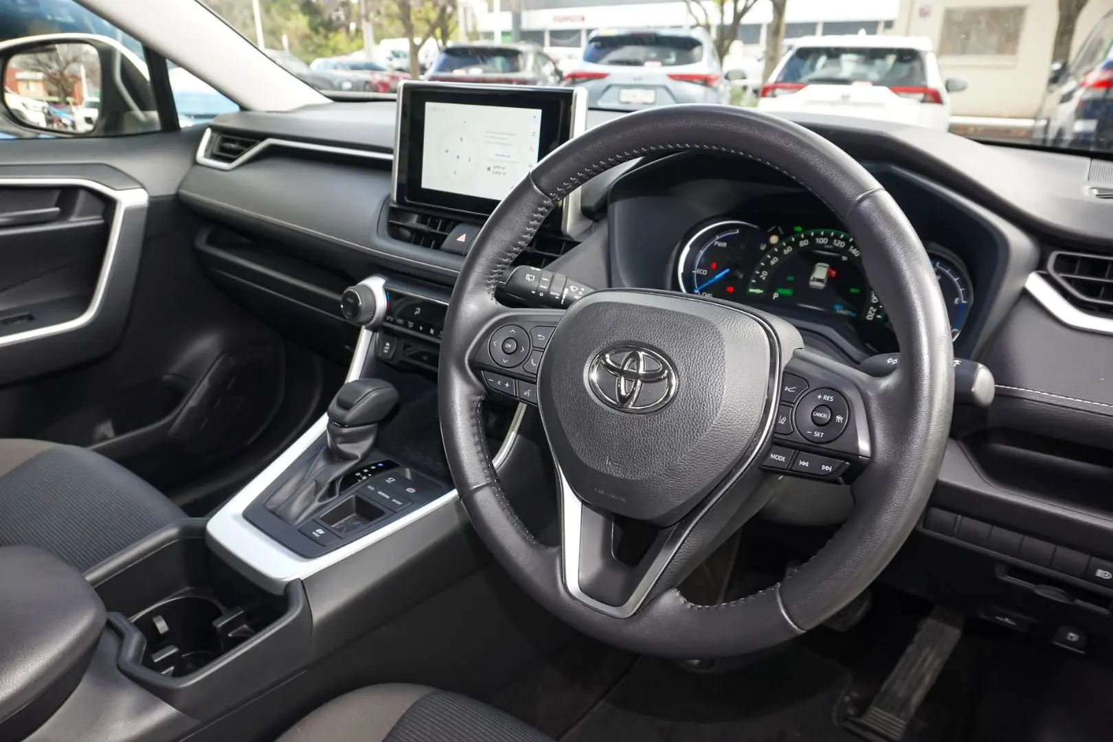 2024 Toyota RAV4 Gallery Image 6