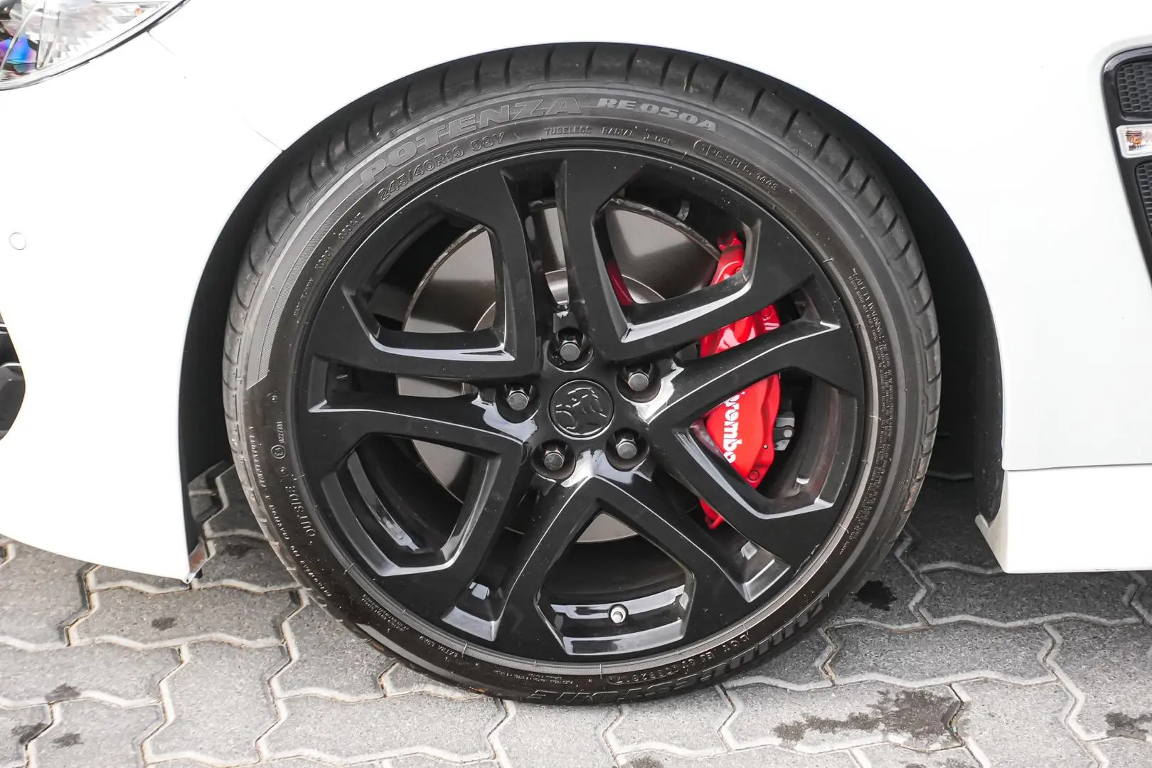 2017 Holden Commodore Gallery Image 22