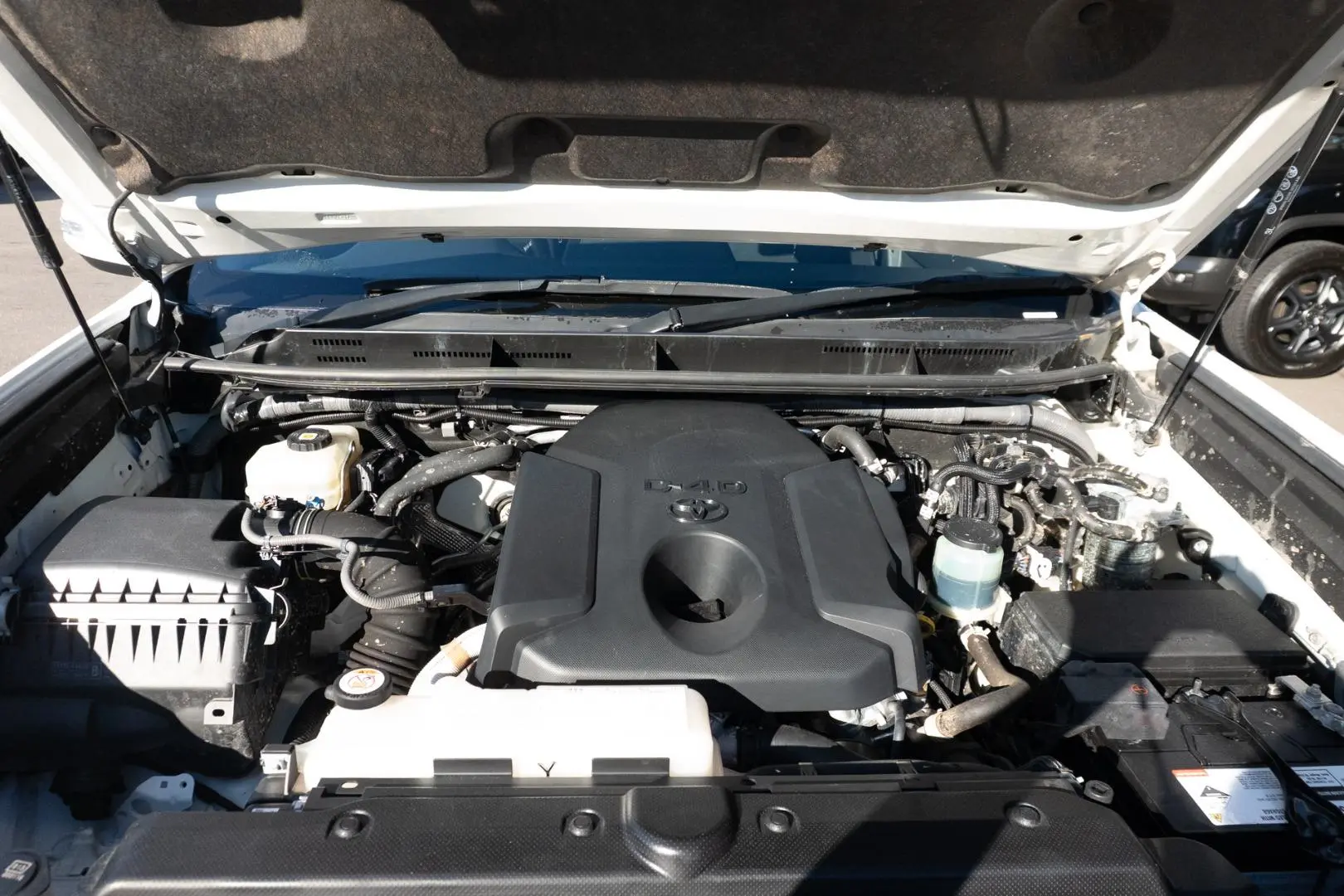 2022 Toyota Landcruiser Prado Gallery Image 24