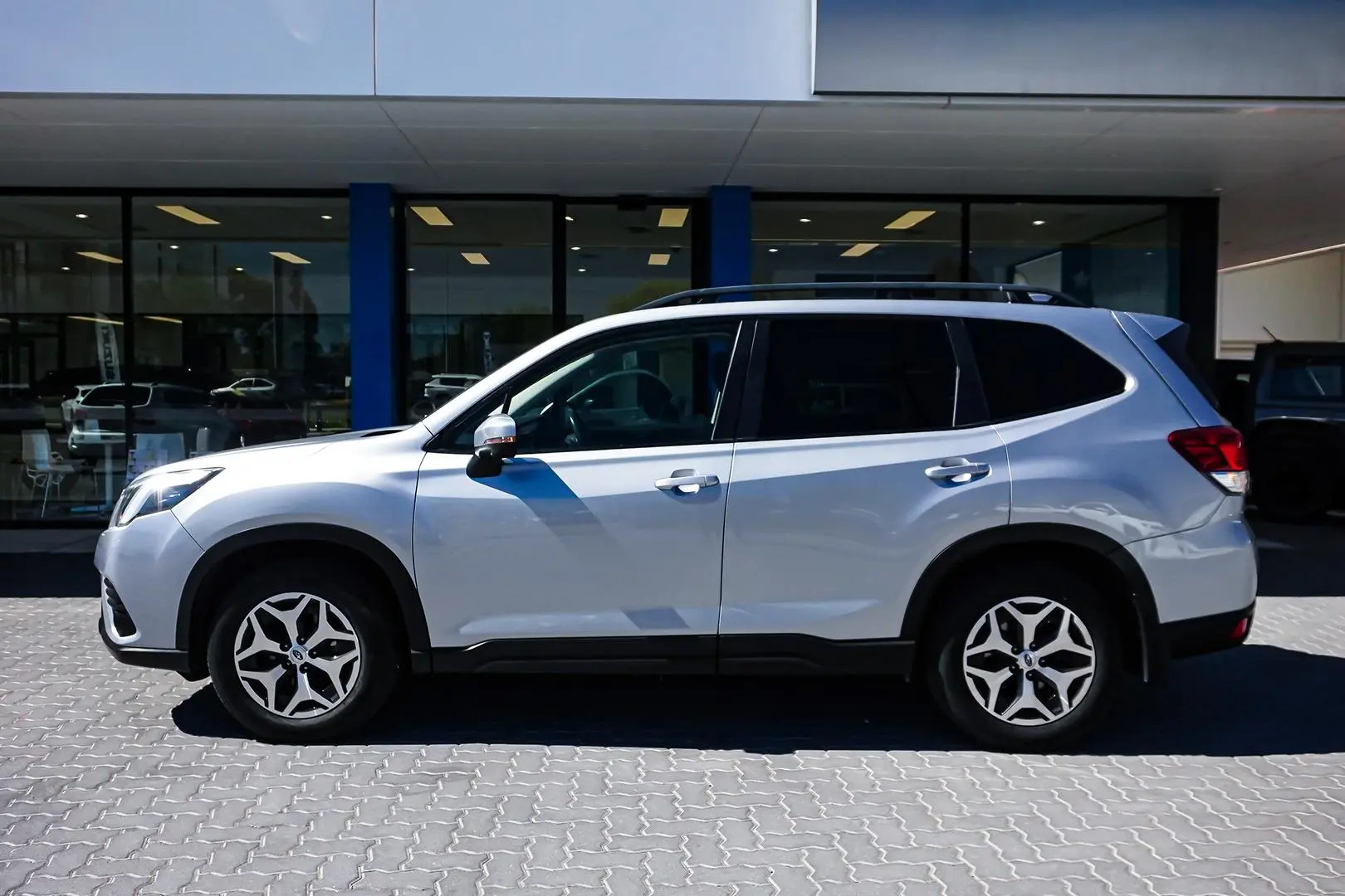 2021 Subaru Forester Gallery Image 4