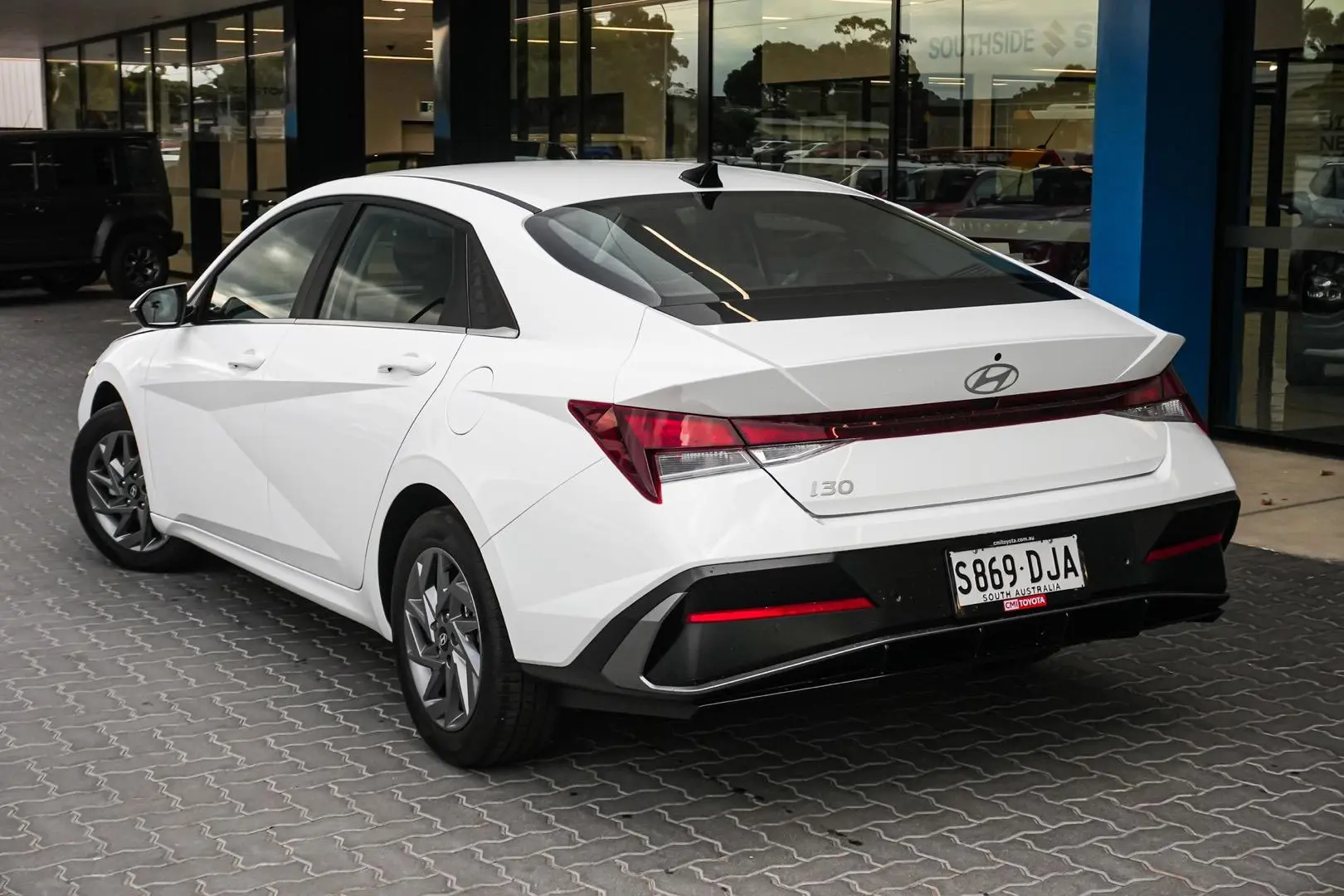 2025 Hyundai i30 Gallery Image 3