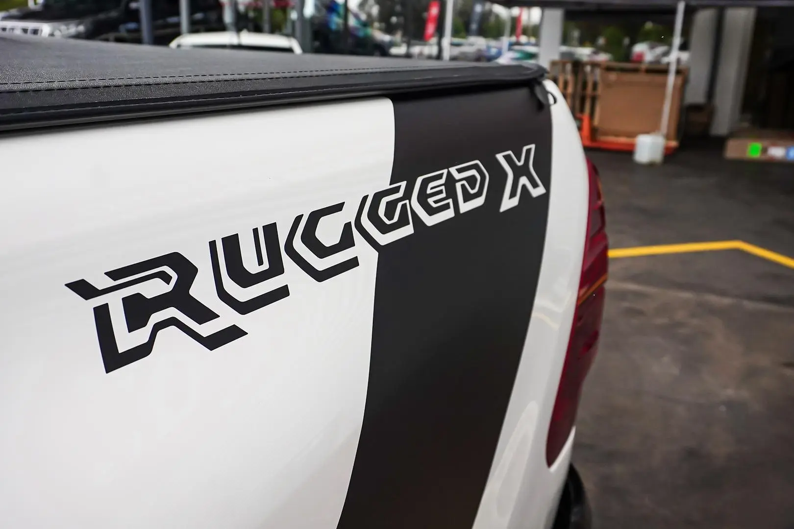 2022 Toyota Hilux Gallery Image 16