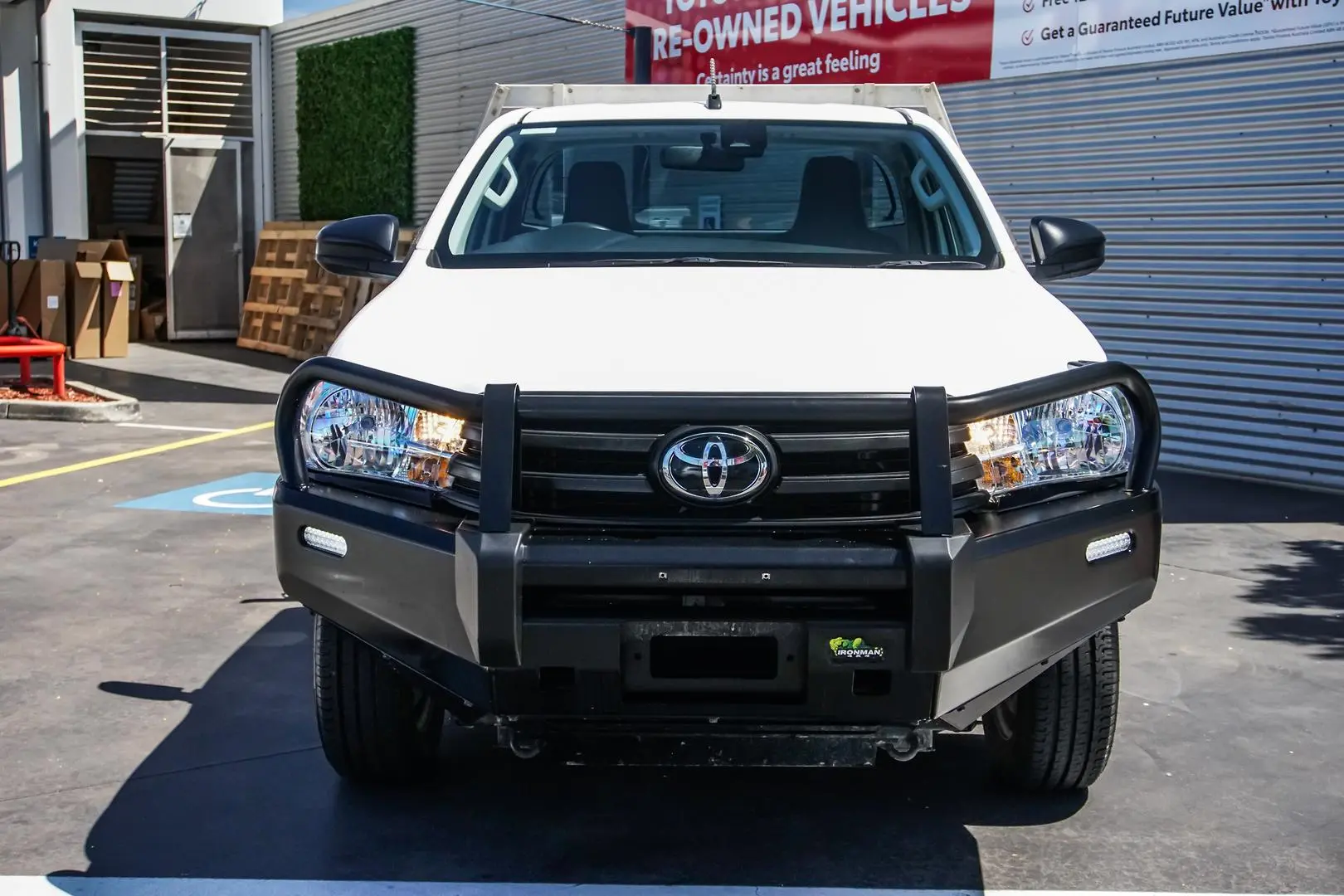 2021 Toyota Hilux Gallery Image 4