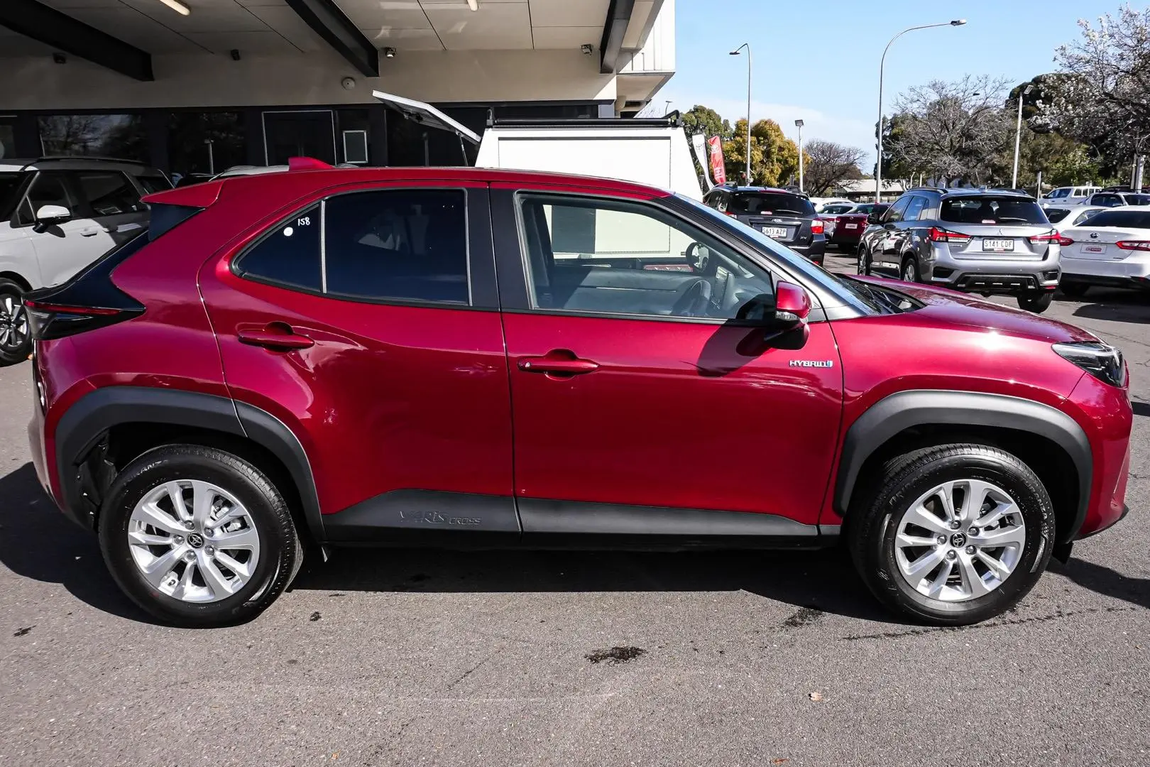 2022 Toyota Yaris Cross Gallery Image 4