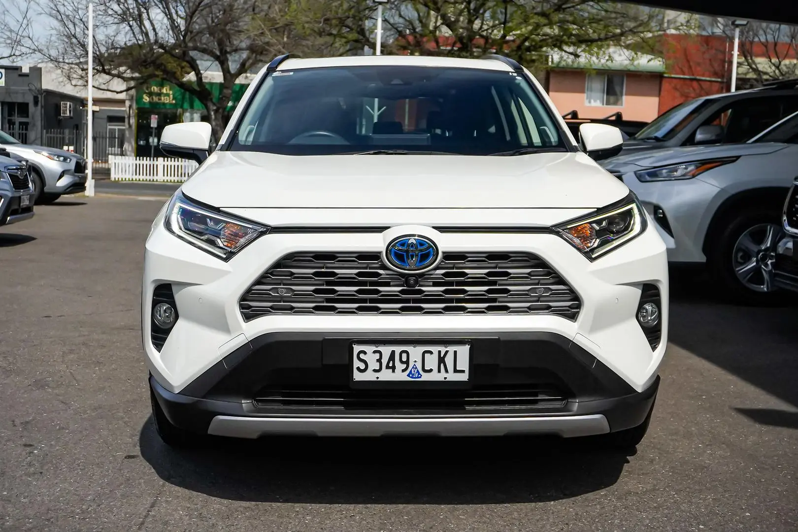 2021 Toyota RAV4 Gallery Image 4