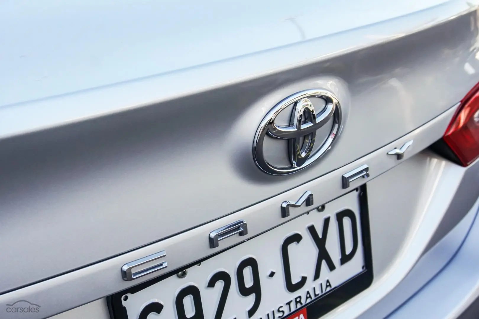 2019 Toyota Camry Image 13