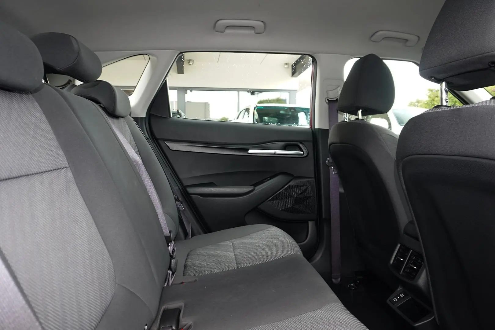 2023 Kia Seltos Gallery Image 8