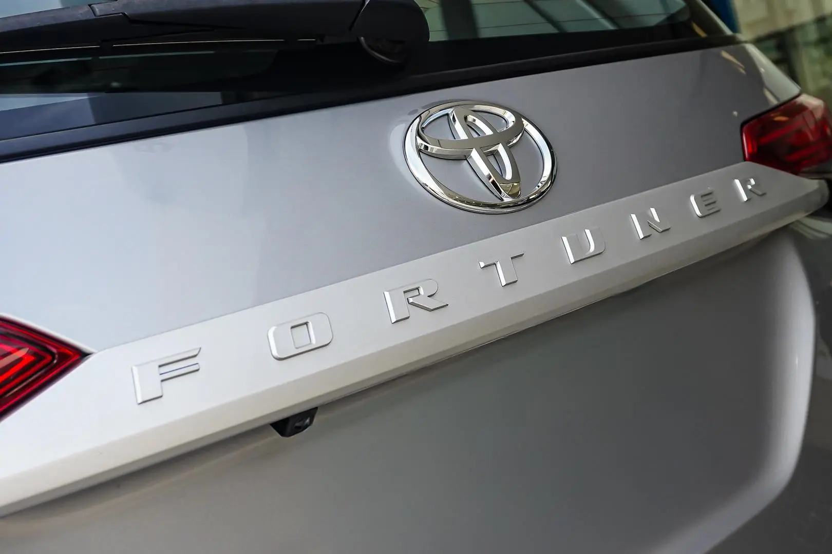 2021 Toyota Fortuner Gallery Image 14