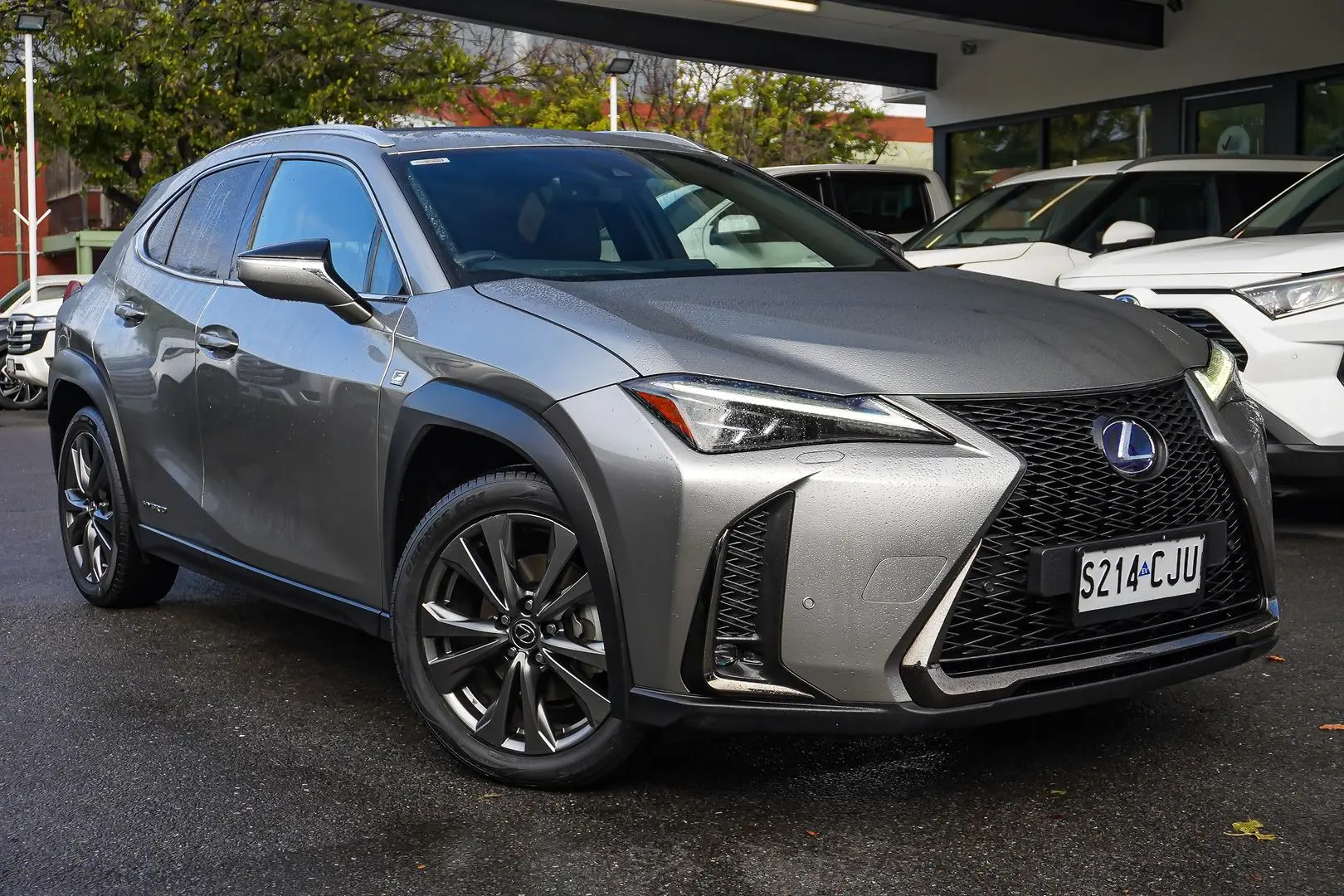 2021 Lexus UX Gallery Image 2
