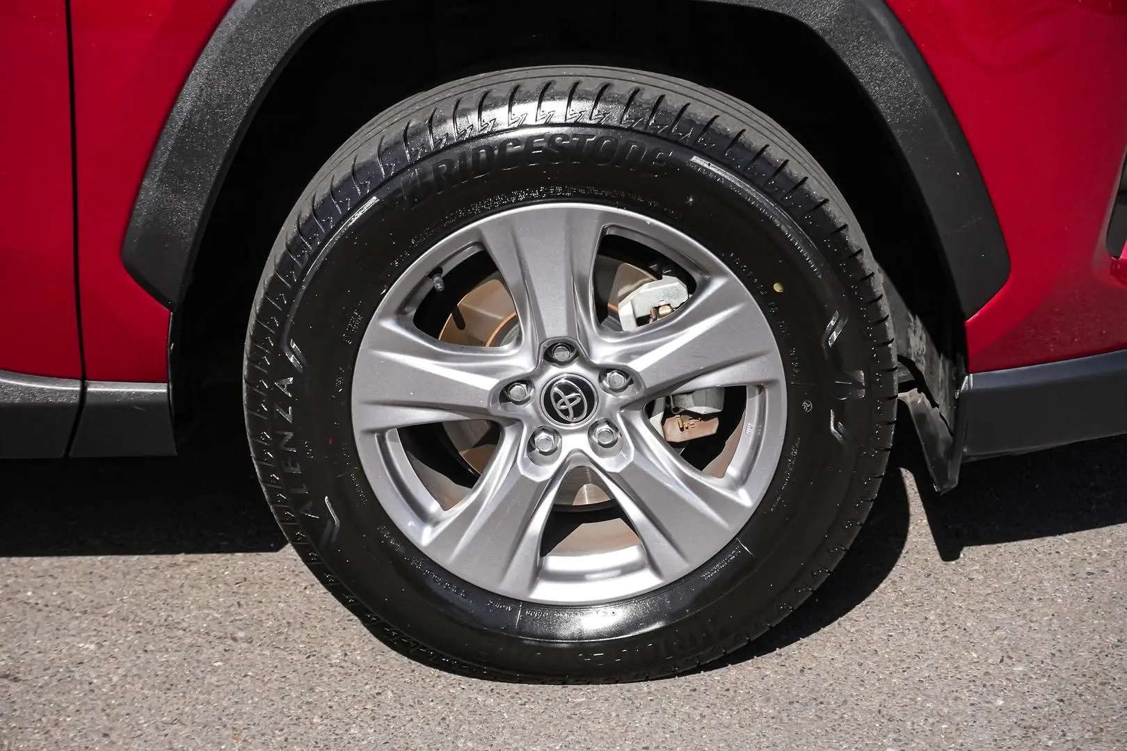 2022 Toyota RAV4 Gallery Image 13