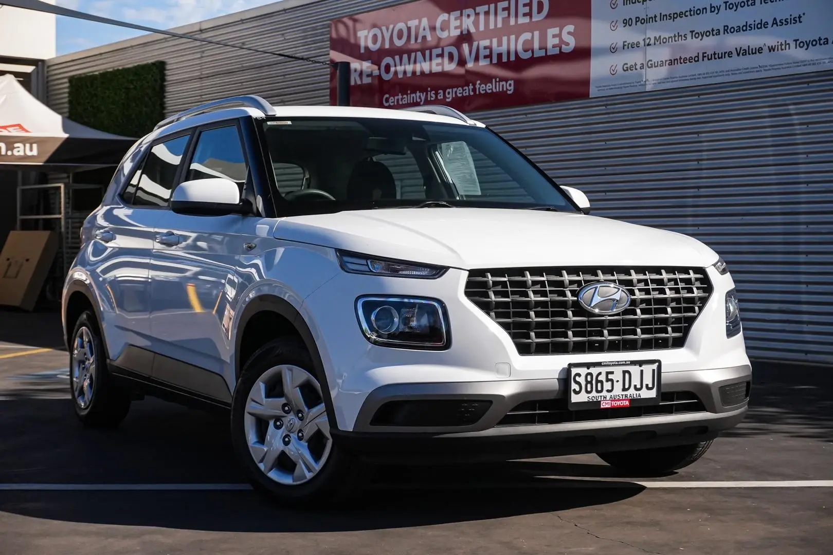 2019 Hyundai Venue Gallery Image 2