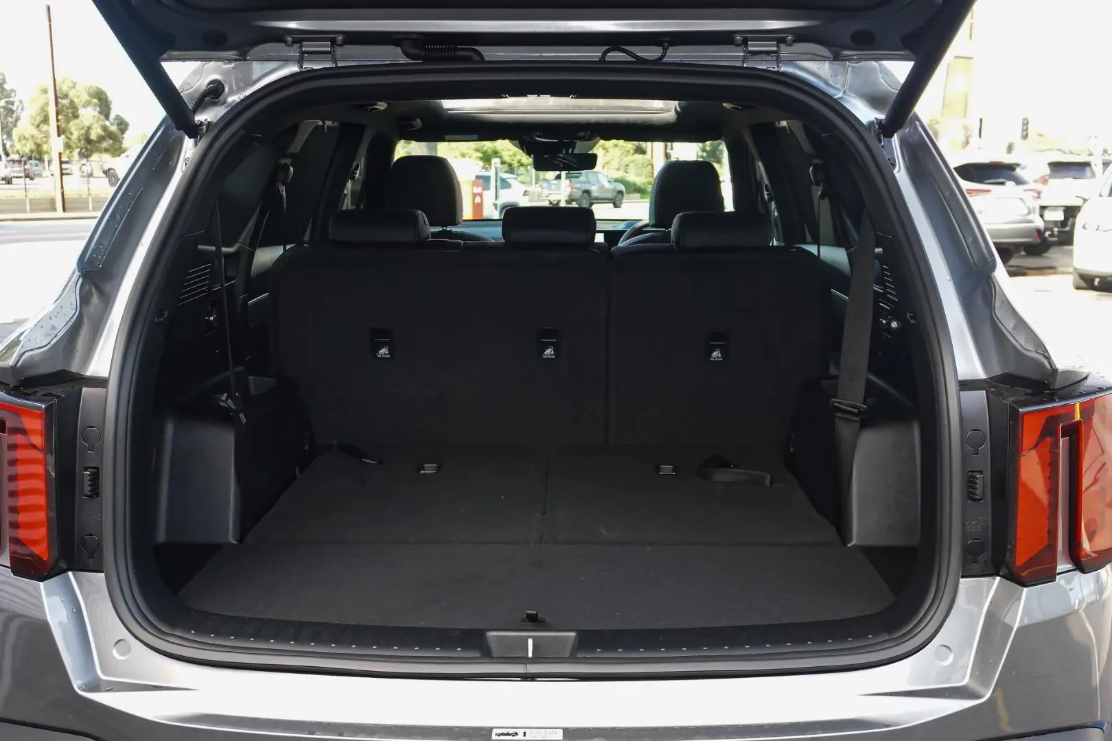2025 Kia Sorento Gallery Image 10