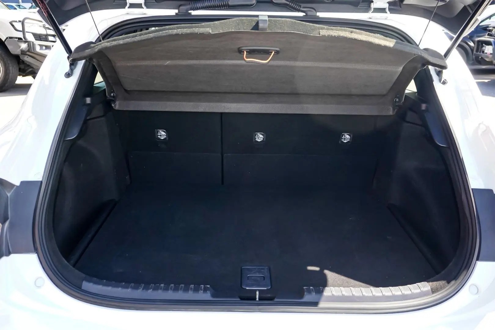 2021 Toyota Corolla Gallery Image 8